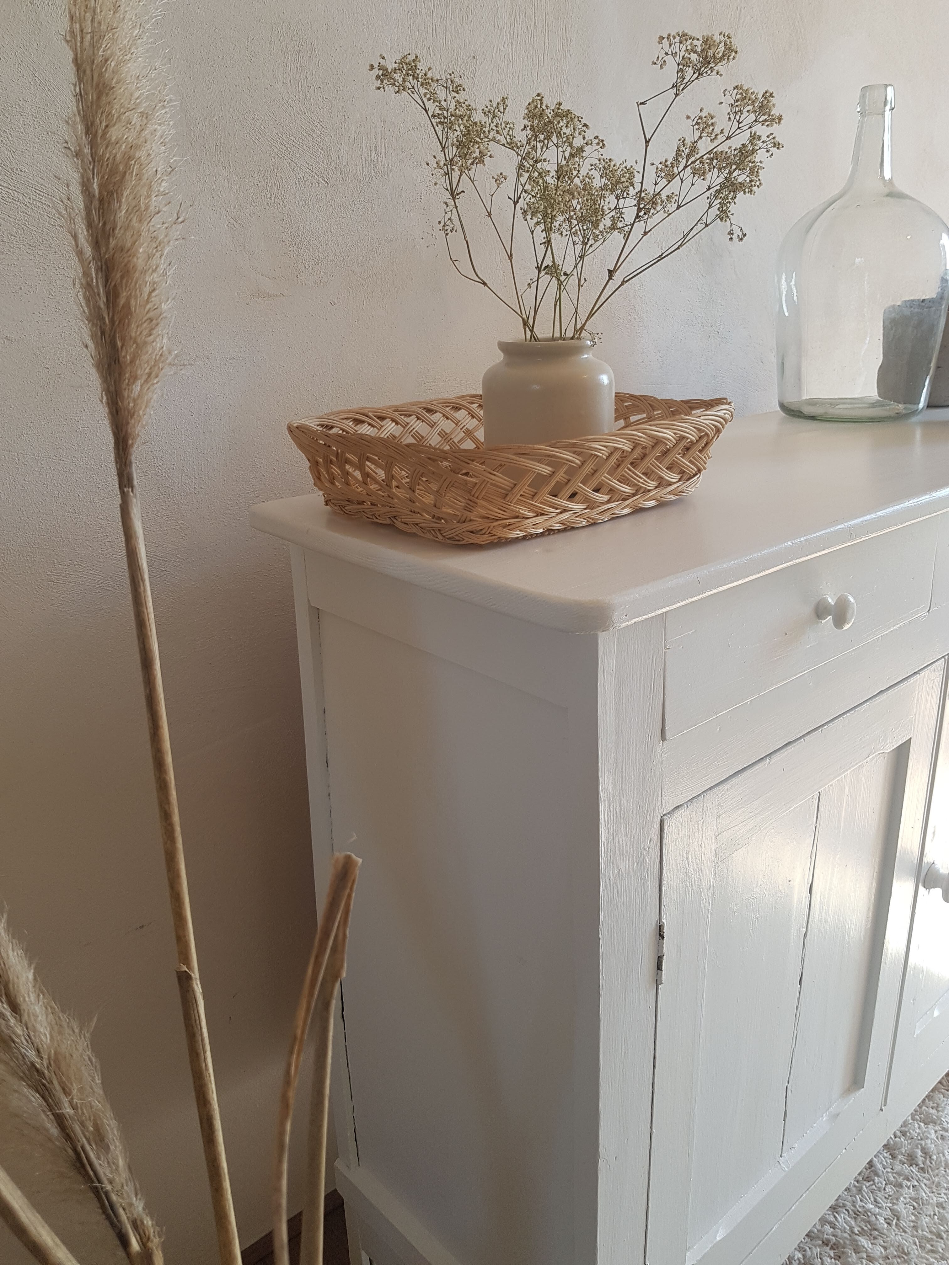 Old white Parisian buffet