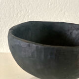 Black bowls made of néré wood