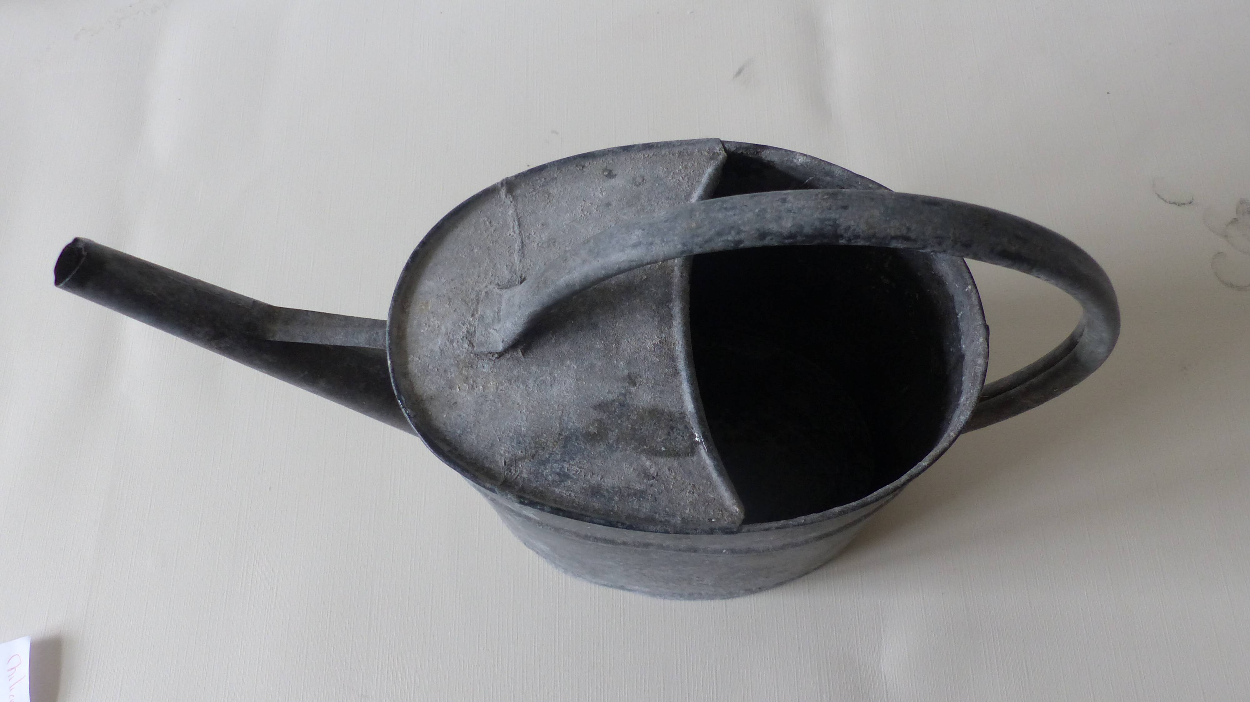 Zinc watering can