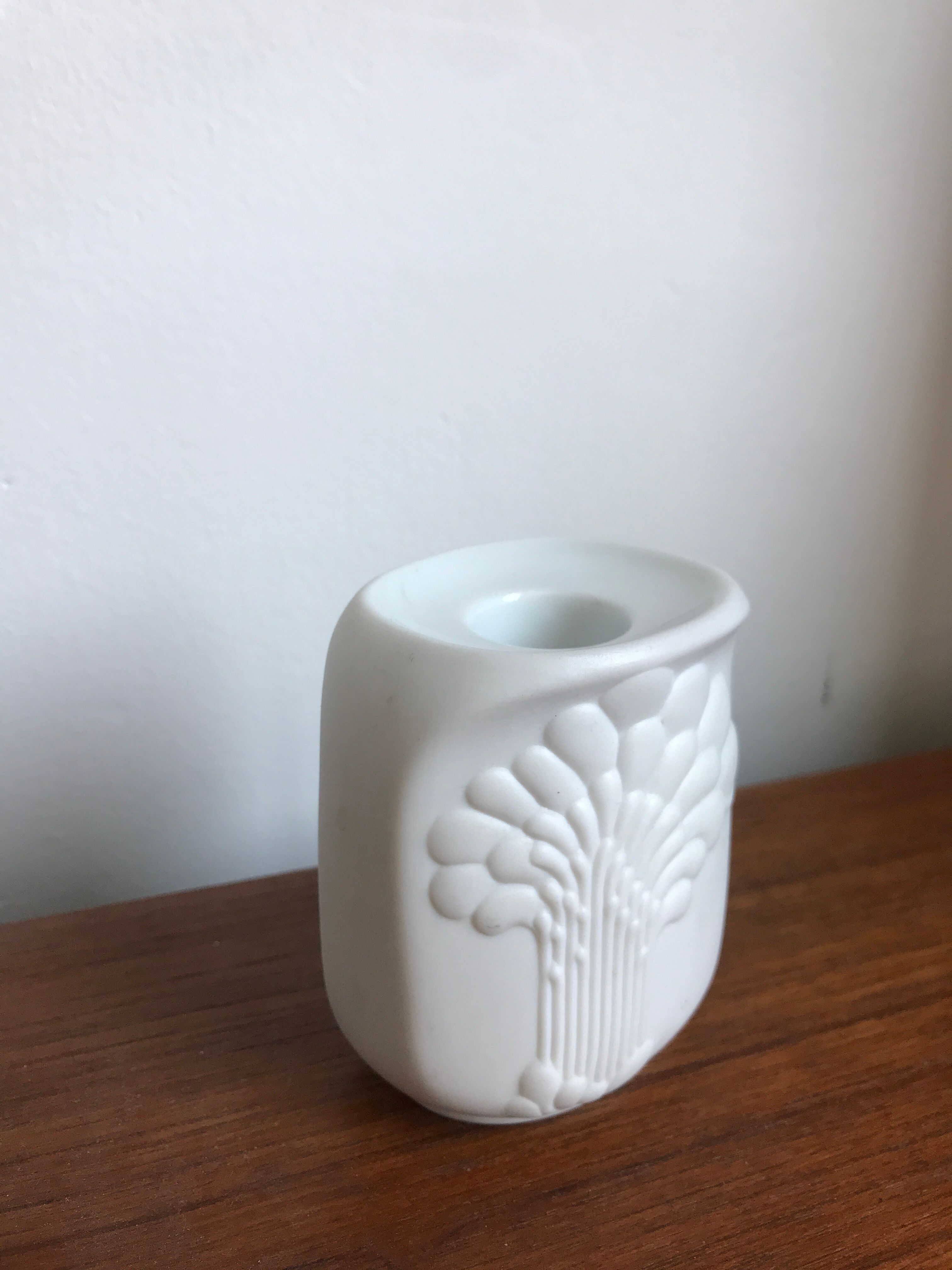 De Keiser biscuit candle holders