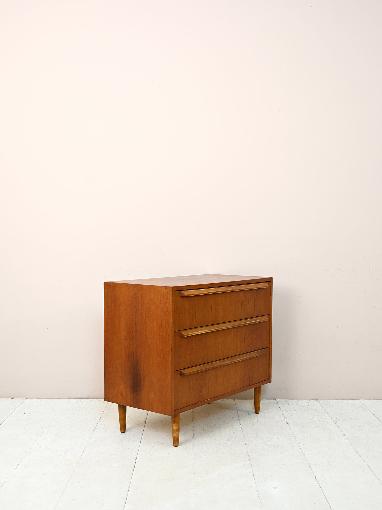 Commode vintage