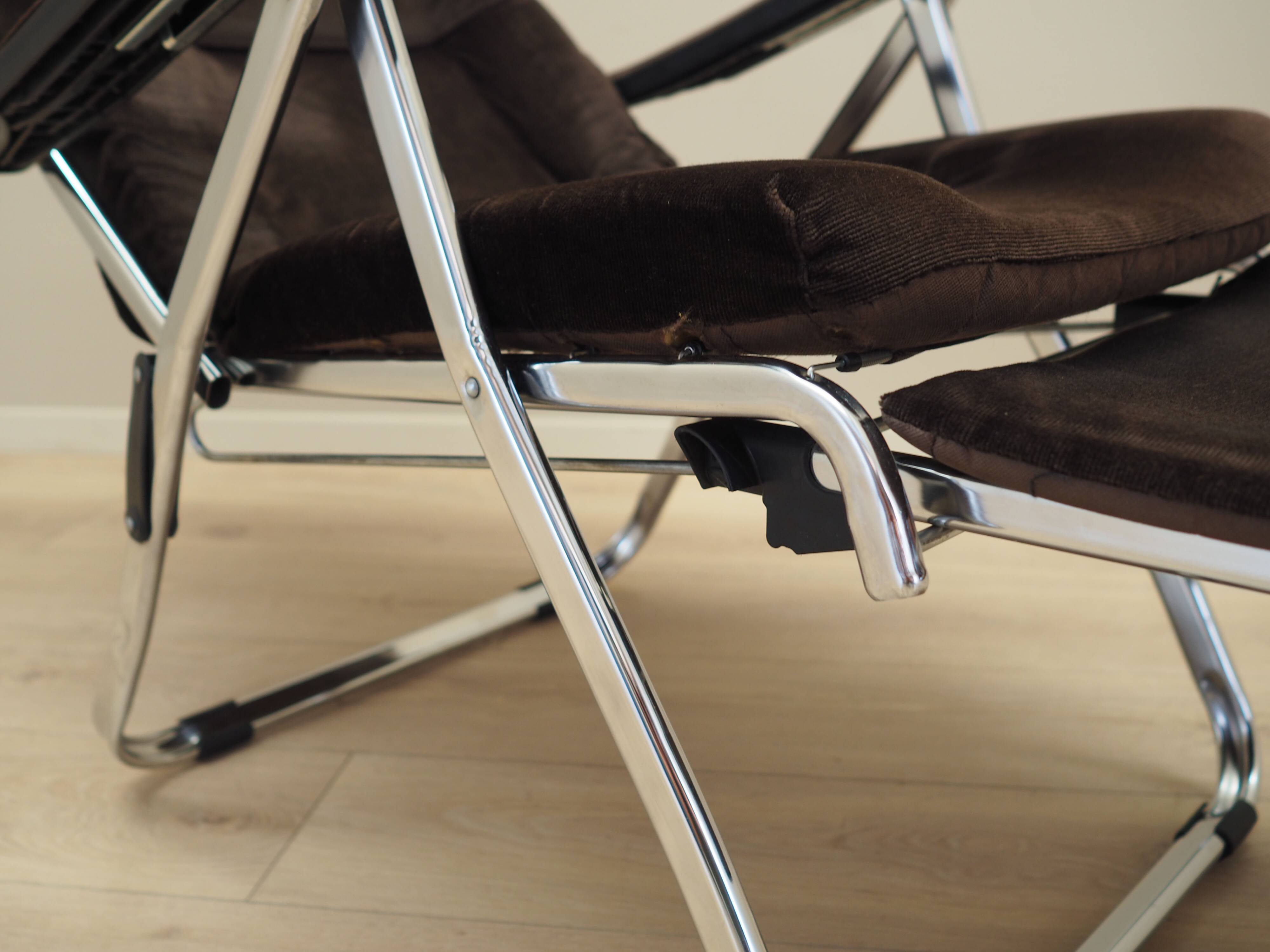 Brown velour armchair, Danish design, 1970s, production: Denmark