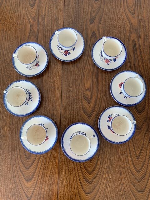 Gien earthenware coffee cups, Marius model.