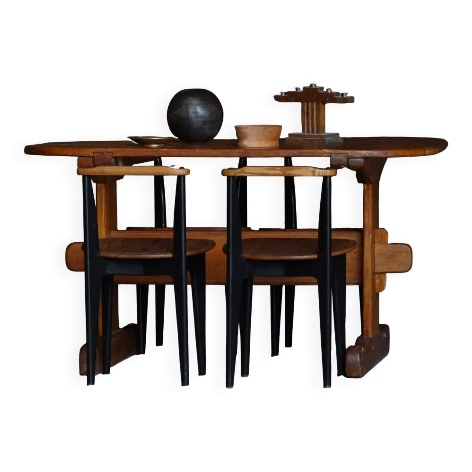 Primitive Swedish oval dining table in pine, early 20th century.