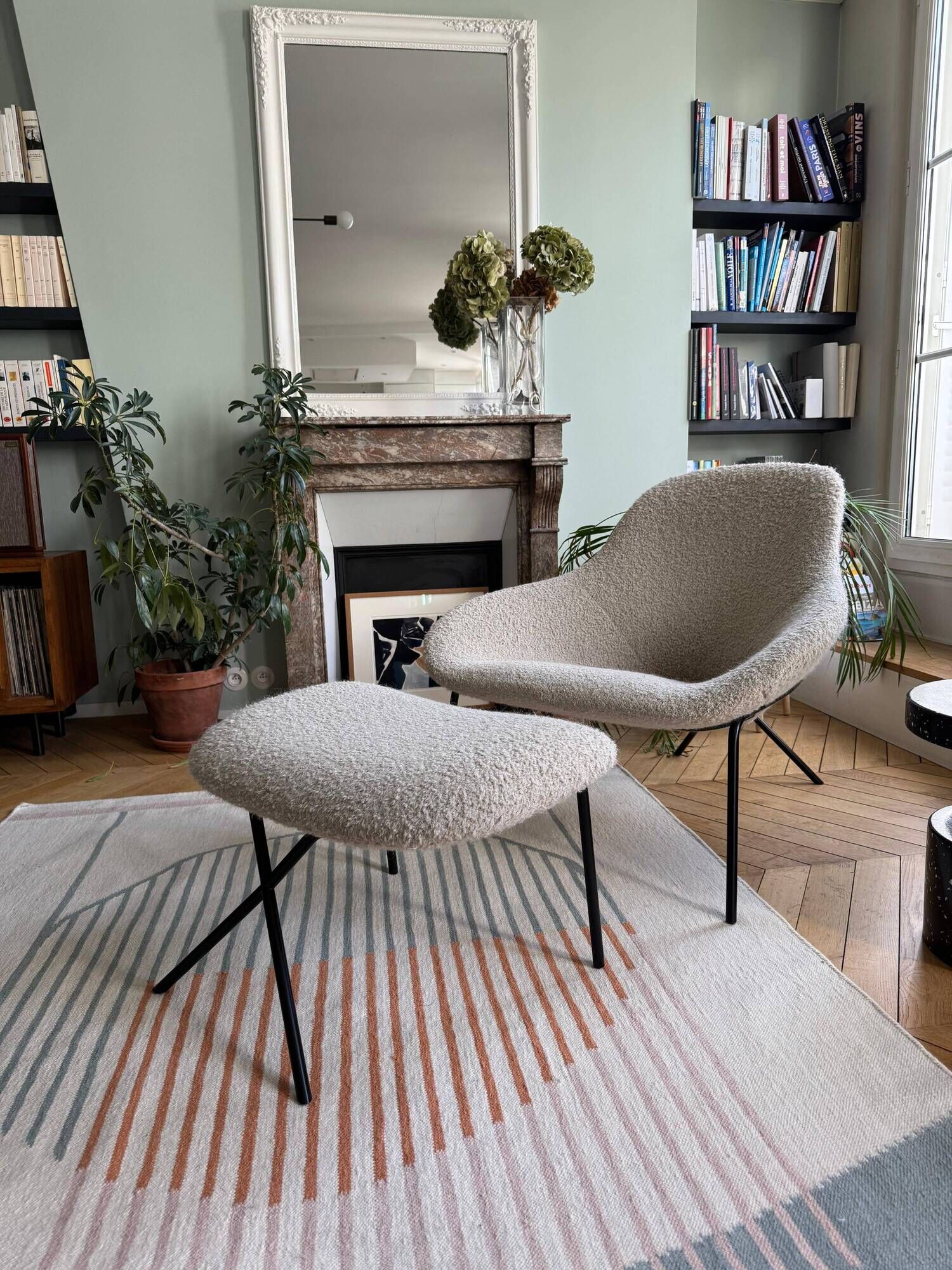 Cross Leg Armchair and its ottoman - Magnus Long for Conran Shop