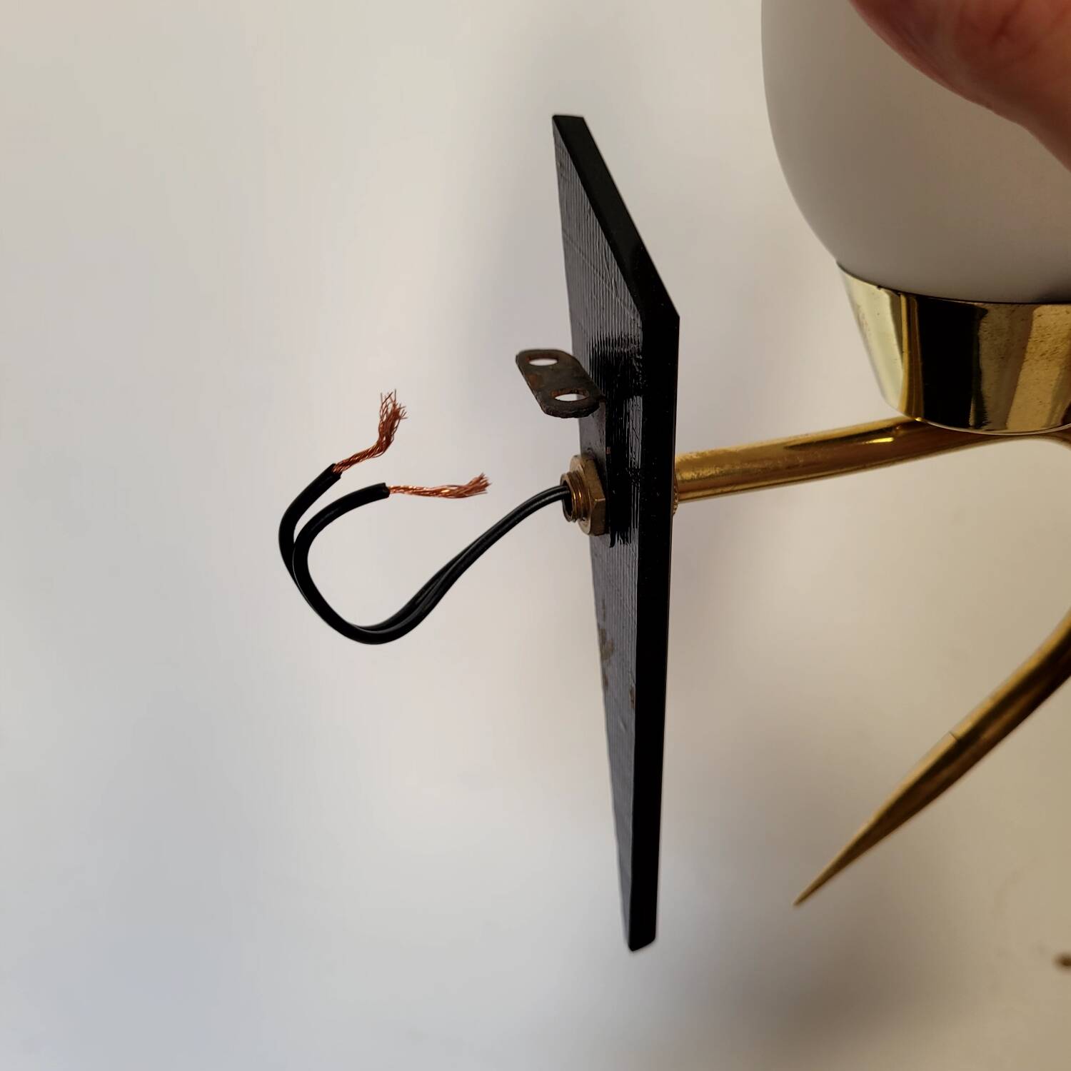 Pair of Arlus wall lights in brass, opaline and lacquered glass from the 1950s