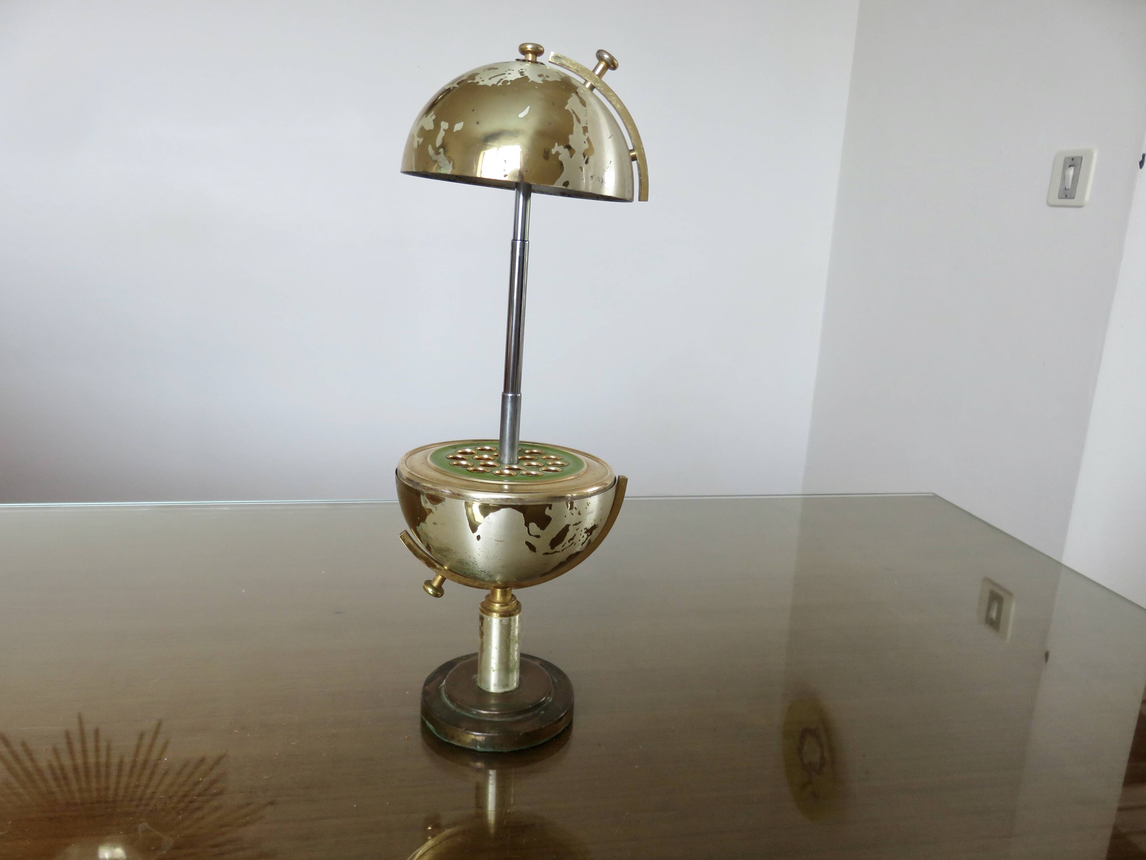 Brass cigarette dispenser, 1960s 70s
