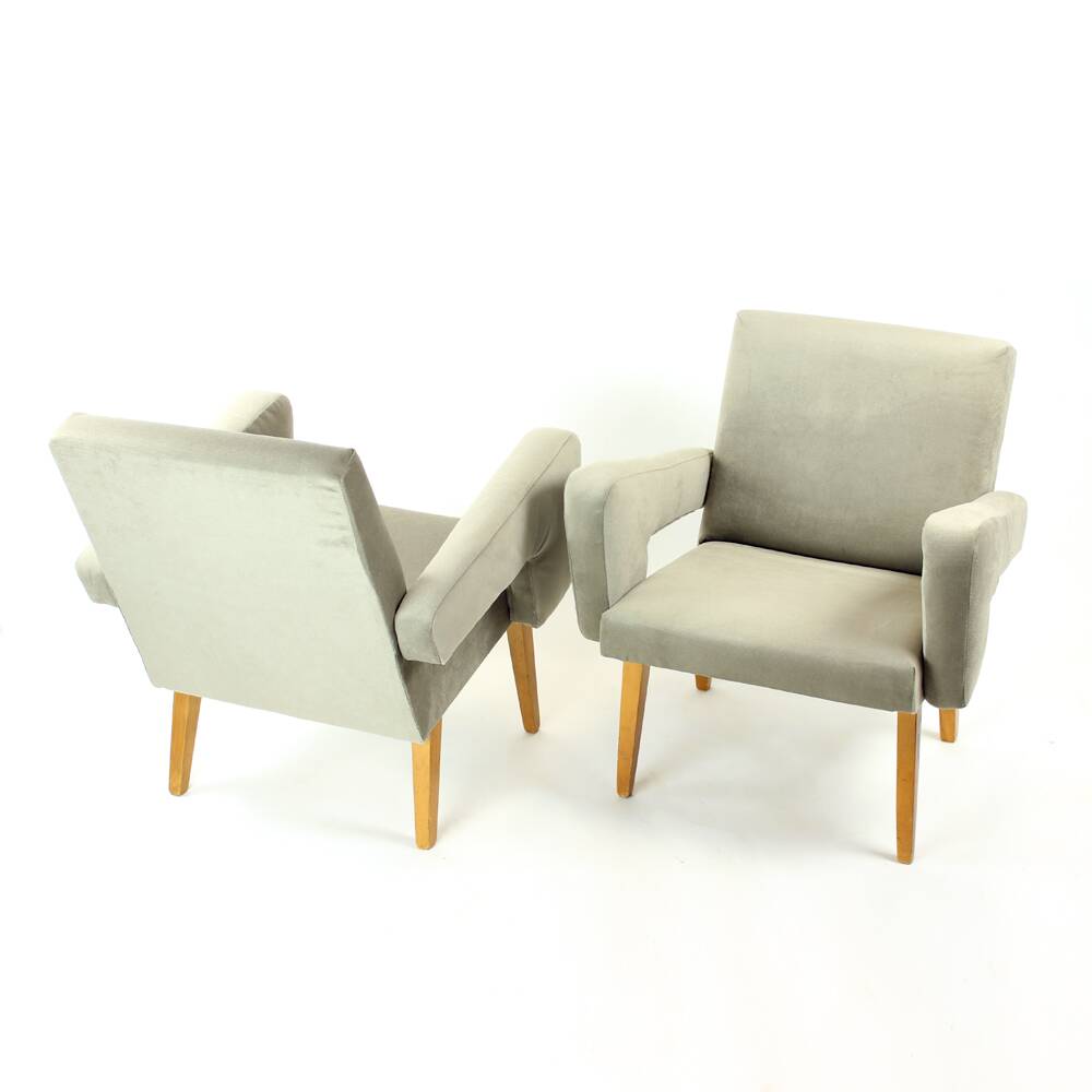 Ensemble de deux fauteuils avec tabouret du milieu du siècle, Tchécoslovaquie, années 1960