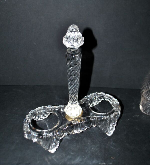 Huilier vinaigrier ancien en cristal moulé bambou torse signé Saint-Louis déposé 1900