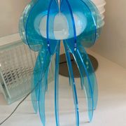 Lampe en plexiglas ou plexi vintage en forme de méduse
