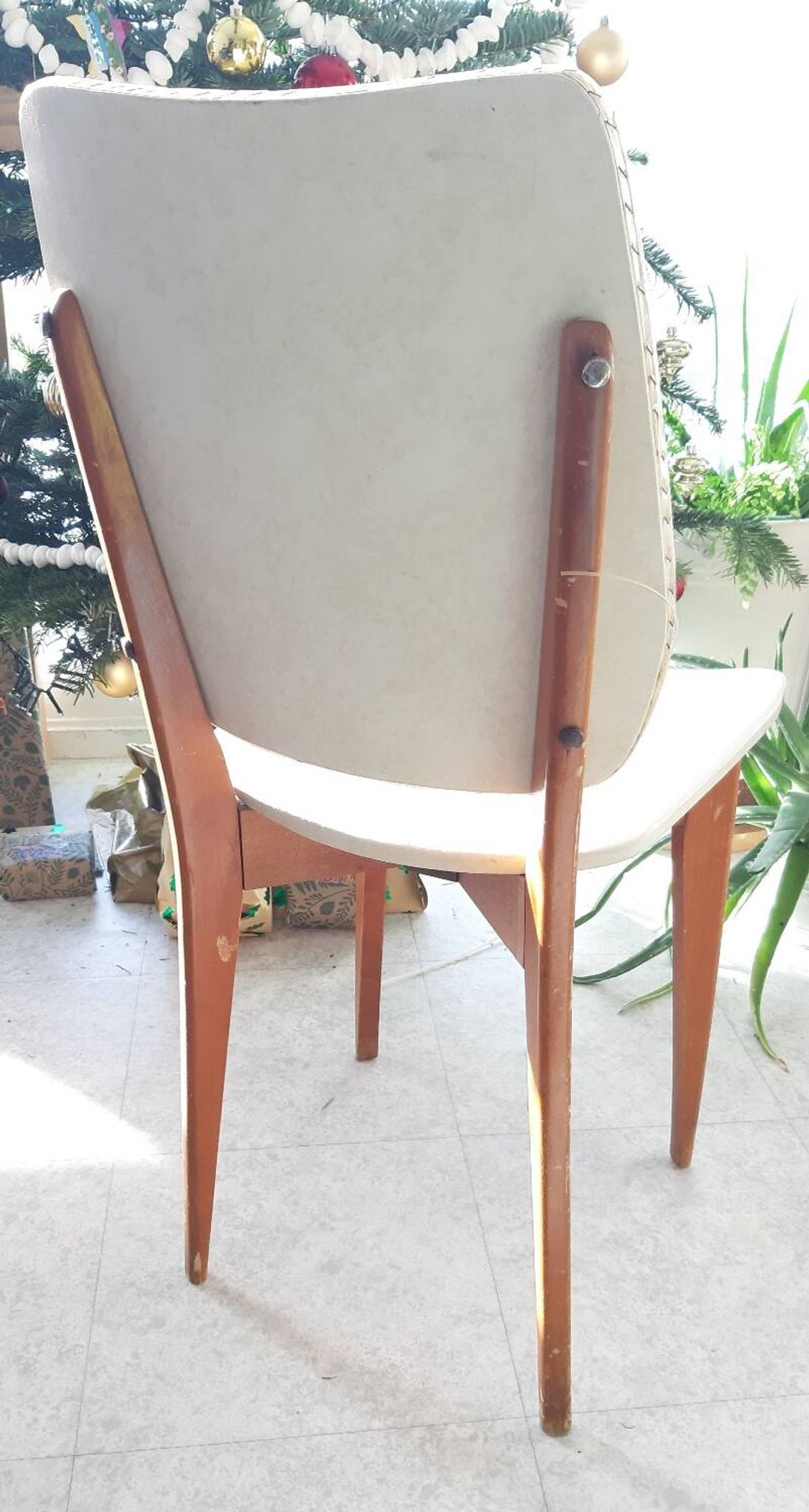 Vintage 1950s 60s dining room chair with tapered legs