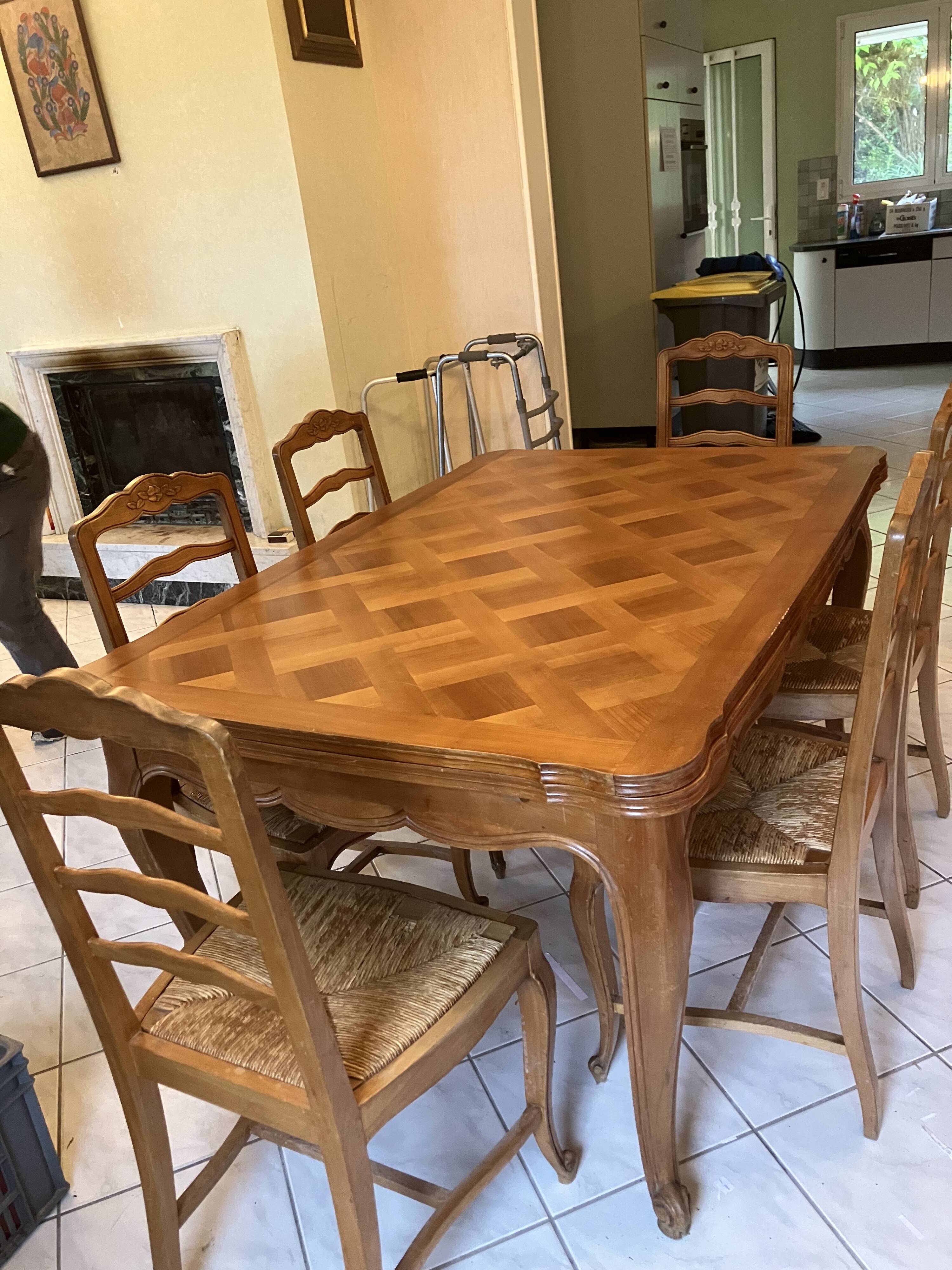 6 cherry wood chairs in Louis XV style