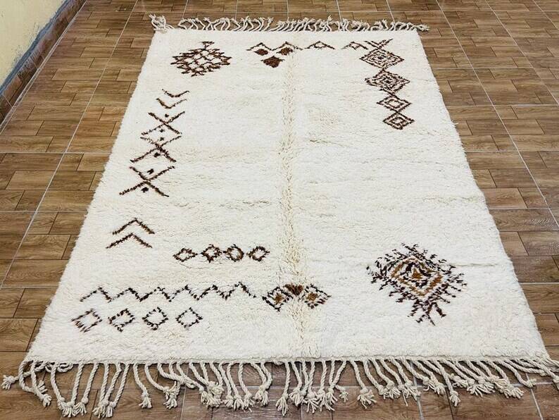 Moroccan handmade rug 250cmx150cm