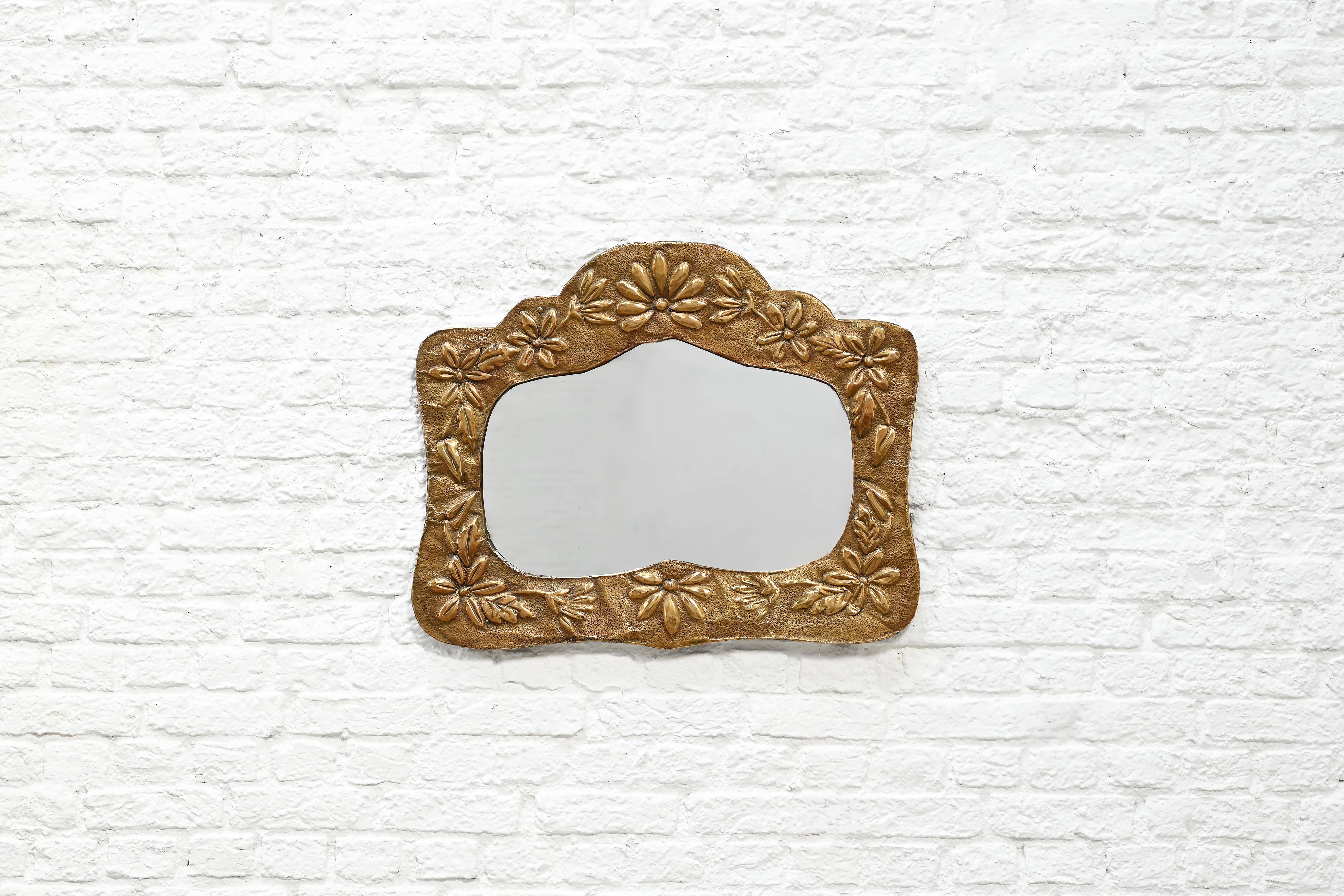 Miroir Art Nouveau en cuivre, France, années 1920