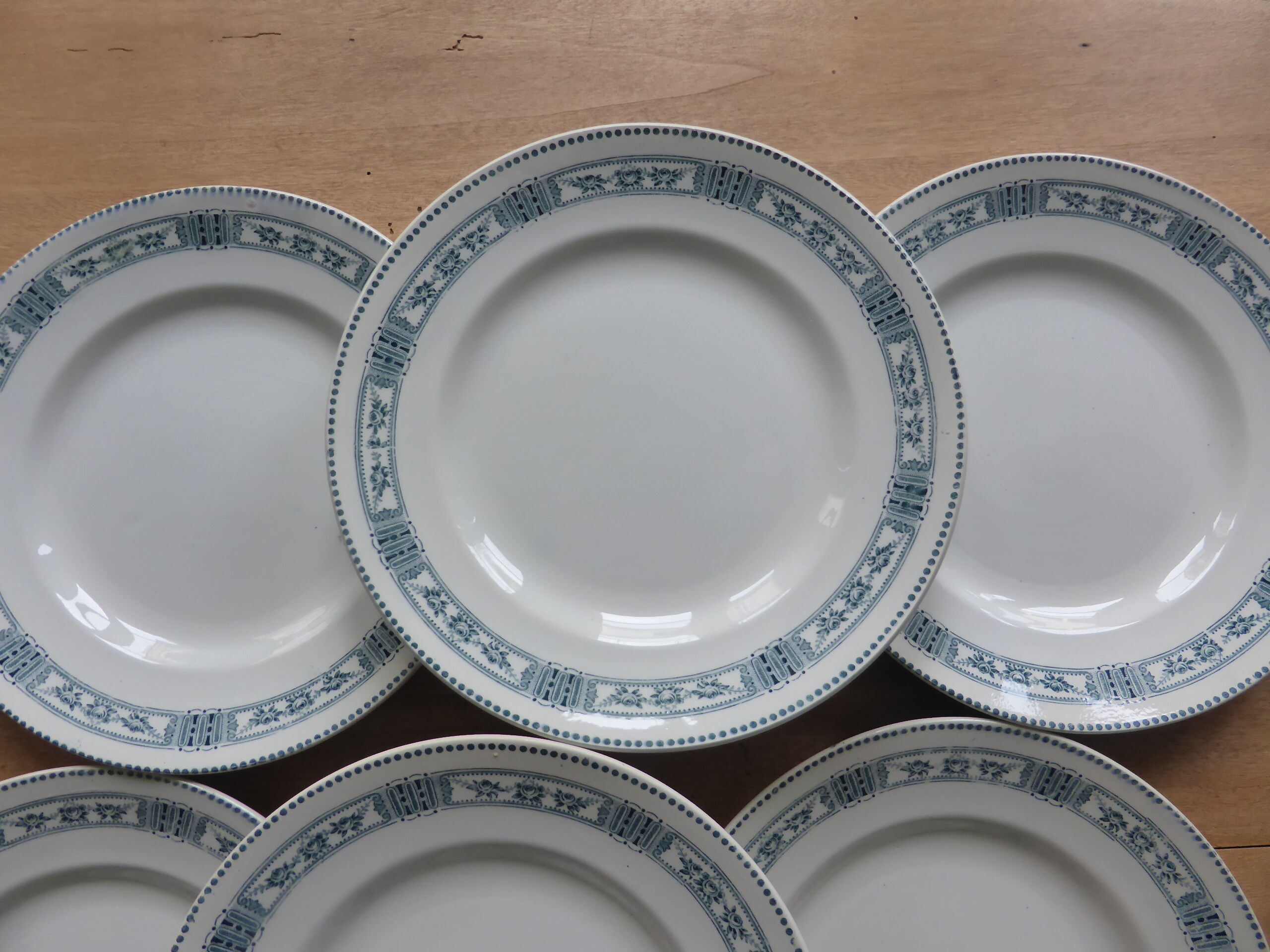 6 flat plates in iron earth Moulin des Loups model Pasteur