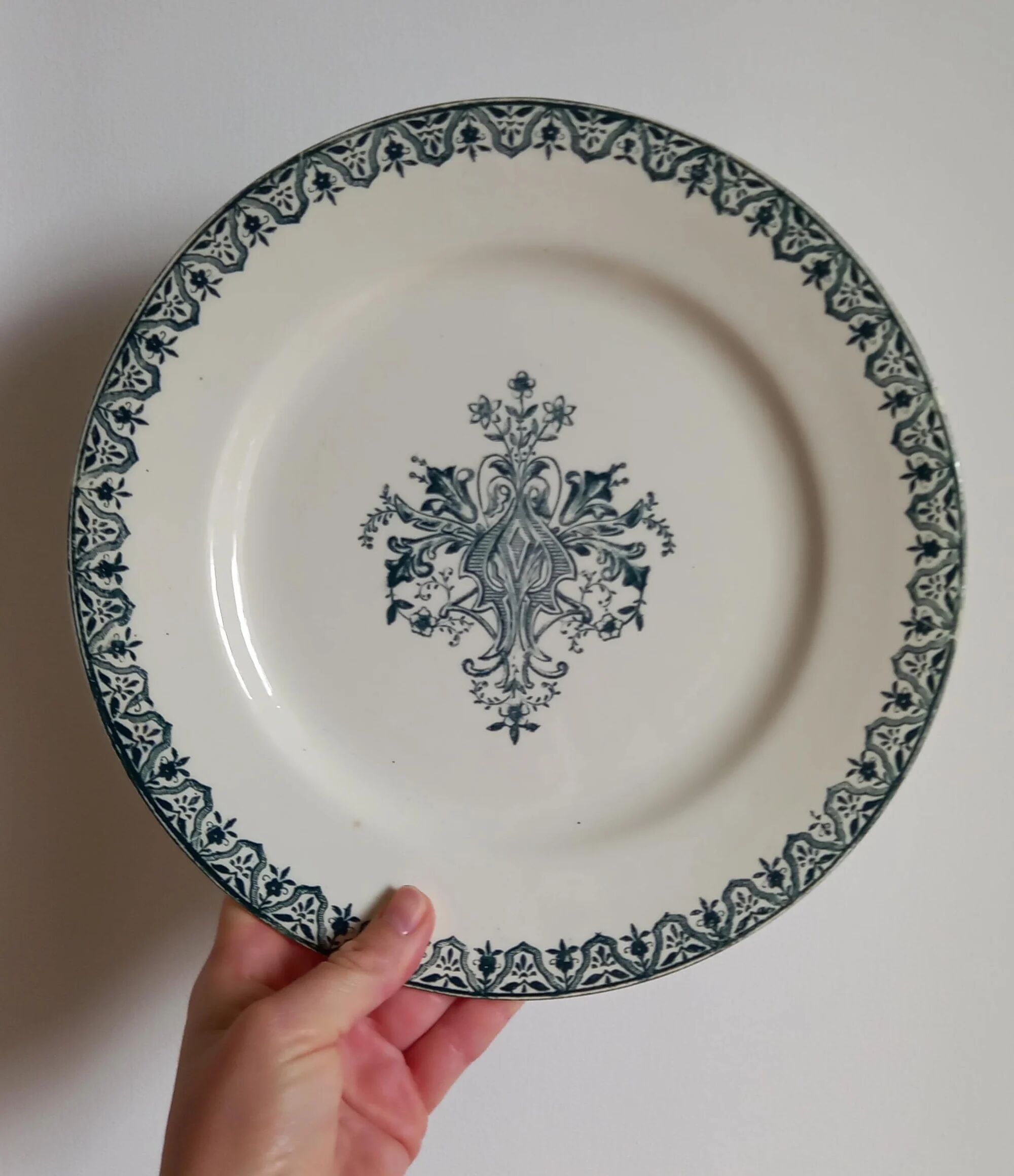 Earthenware service from Salins "Alhambra"