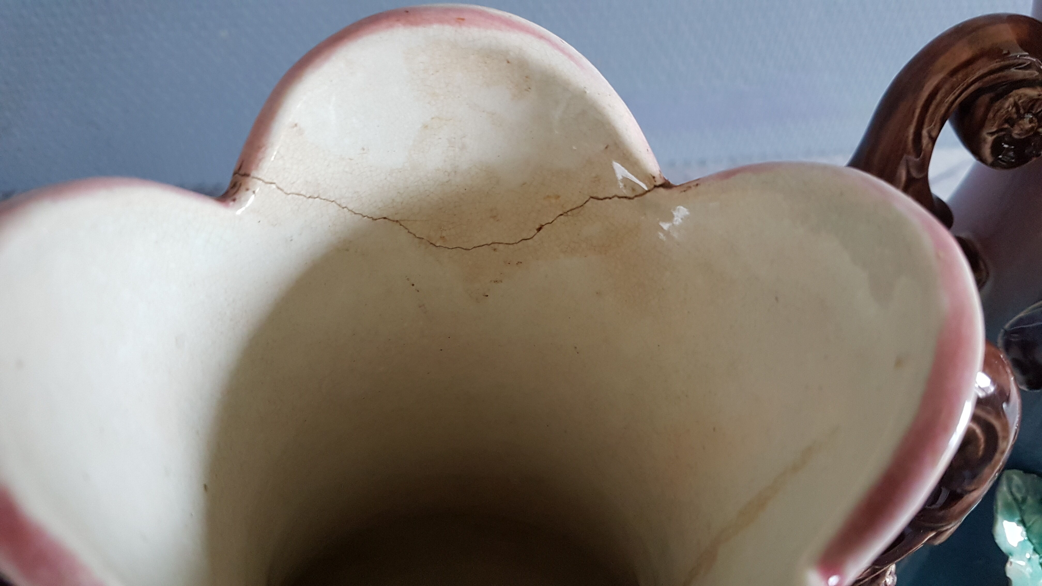 White dabbling vases with capodimonte porcelain floral decoration