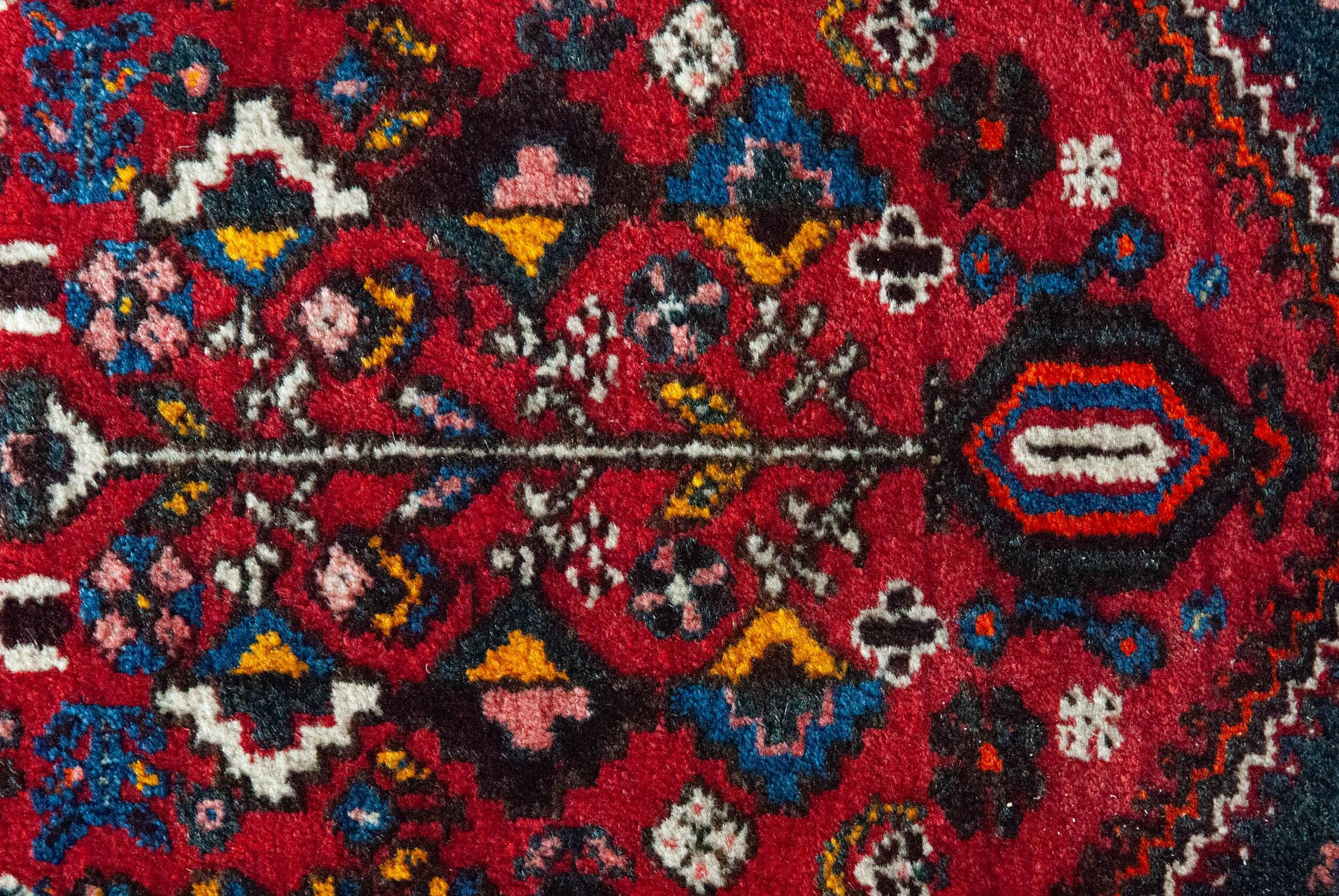 Abadeh Rug - Vintage - Handwoven
