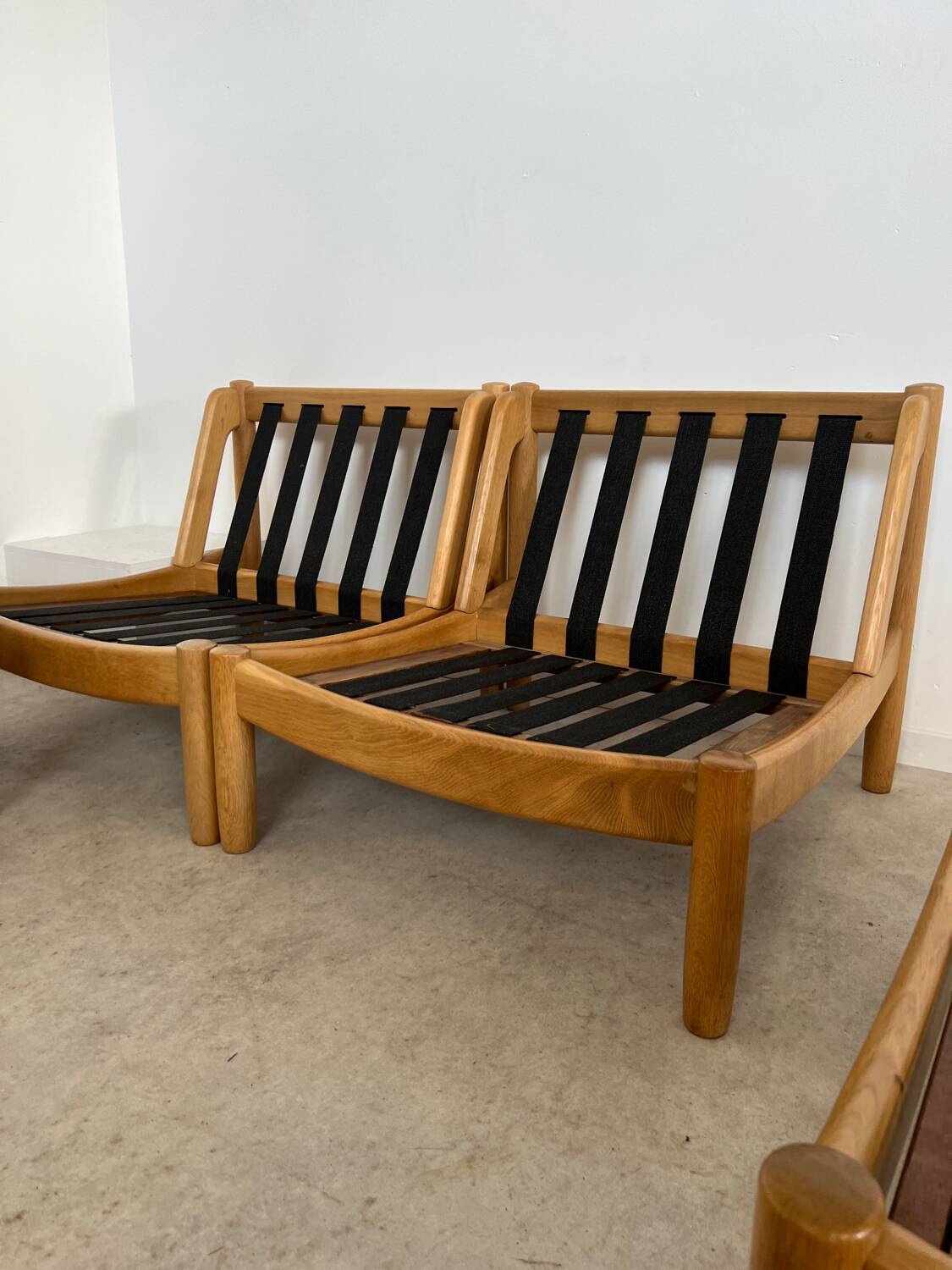 Old modular living room 7 armchairs and vintage Scandinavian design coffee table from the 60s