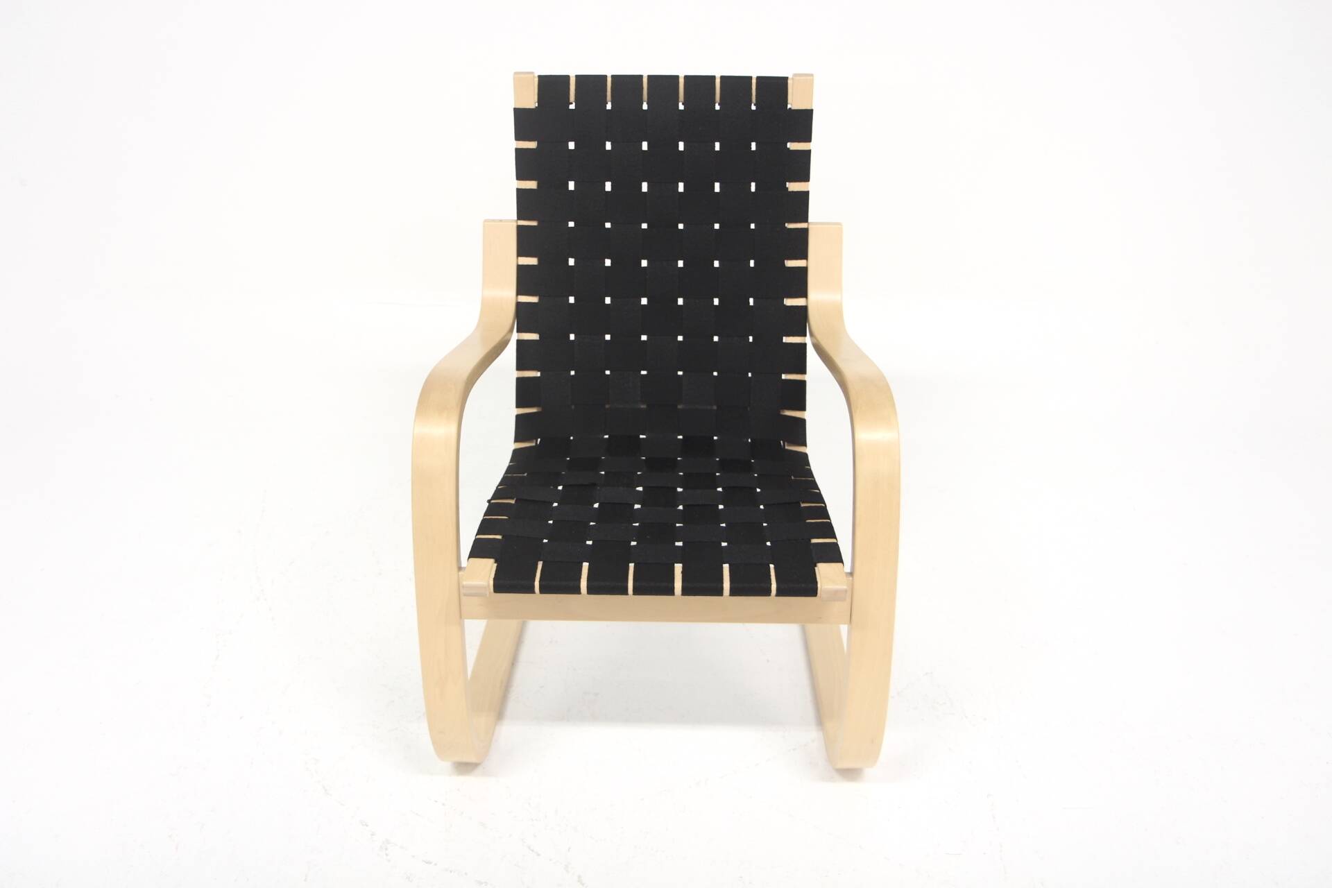 Fauteuil scandinave "Model 406", Alvar Aalto pour Artek, Finlande, 2000