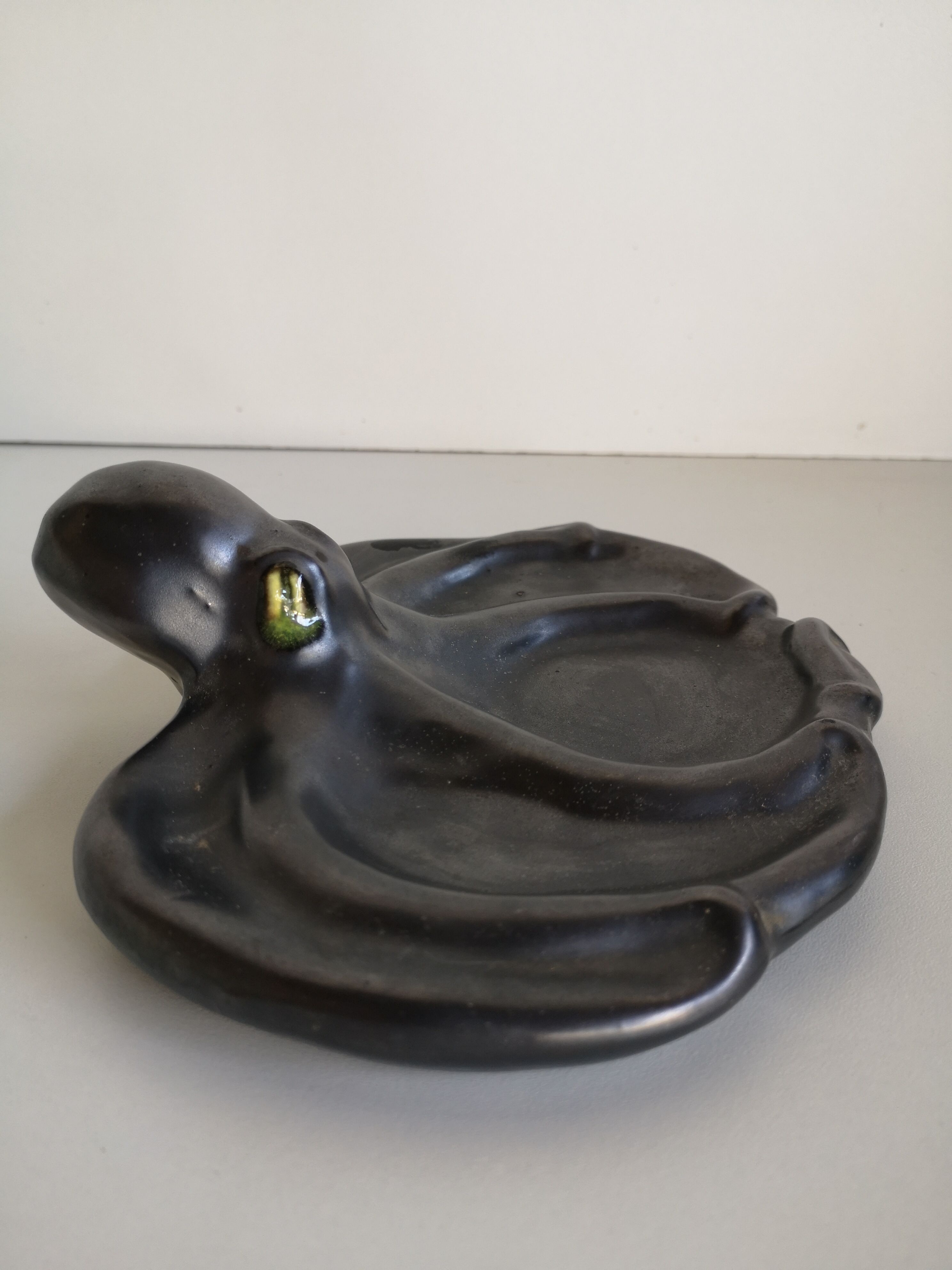 Black ceramic trinket bowl 1950