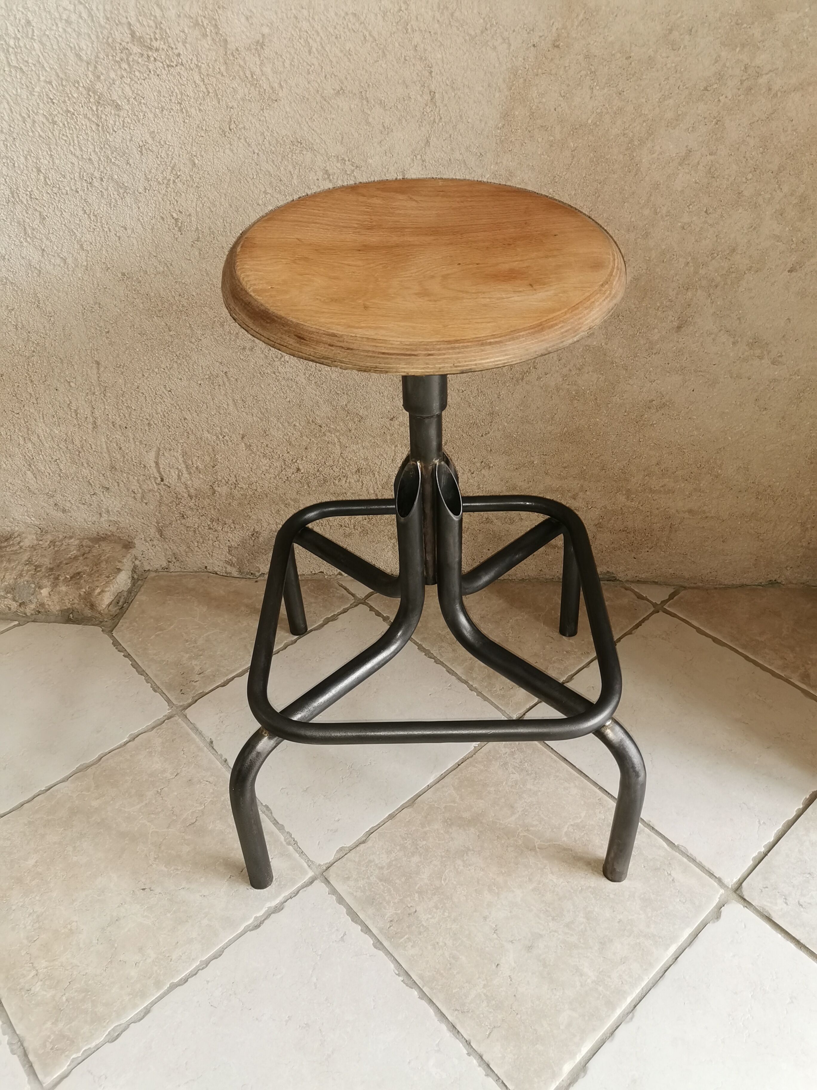 Regma stool