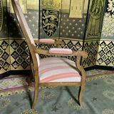 Fauteuil Voltaire en noyer