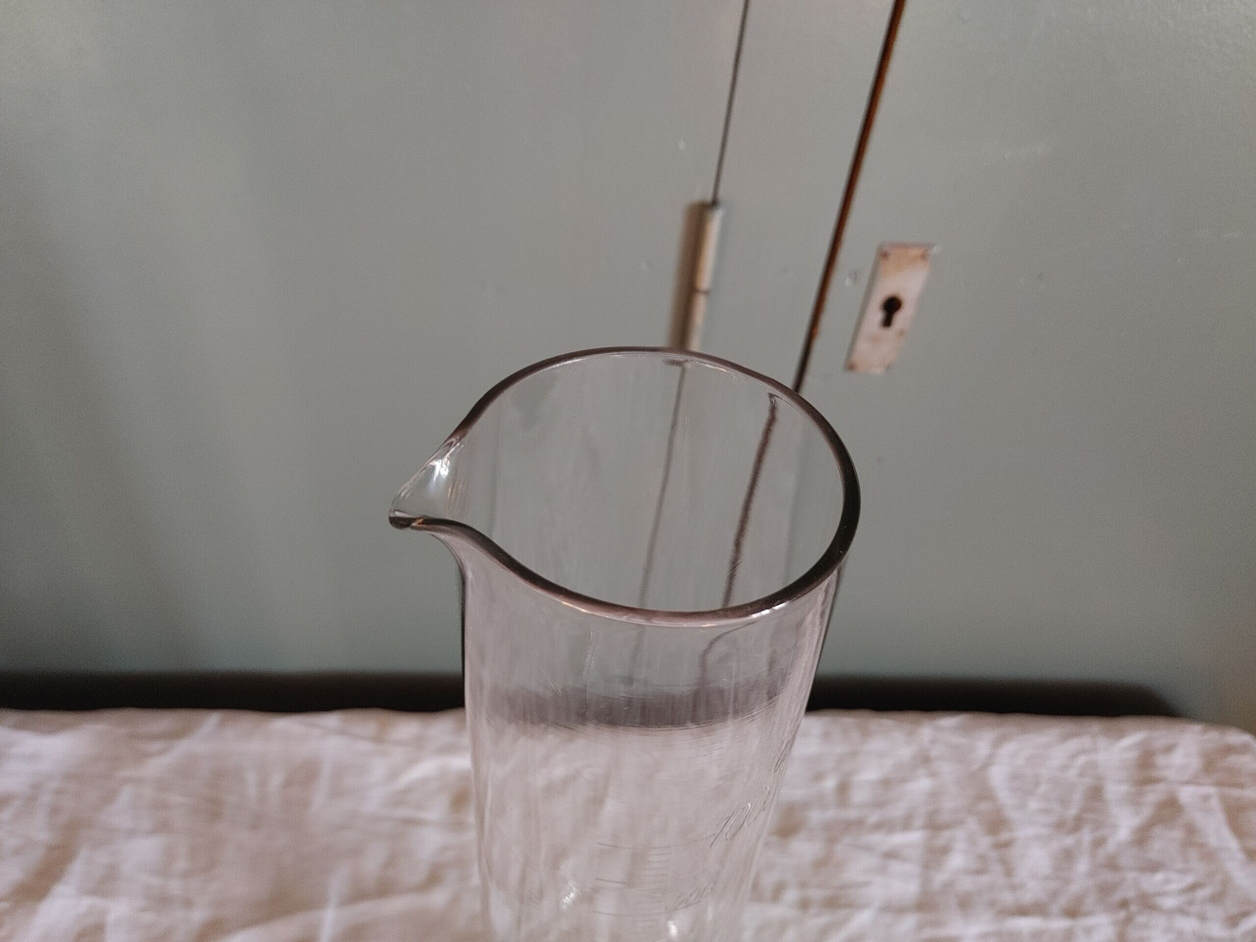 Vase vintage graduated specimen