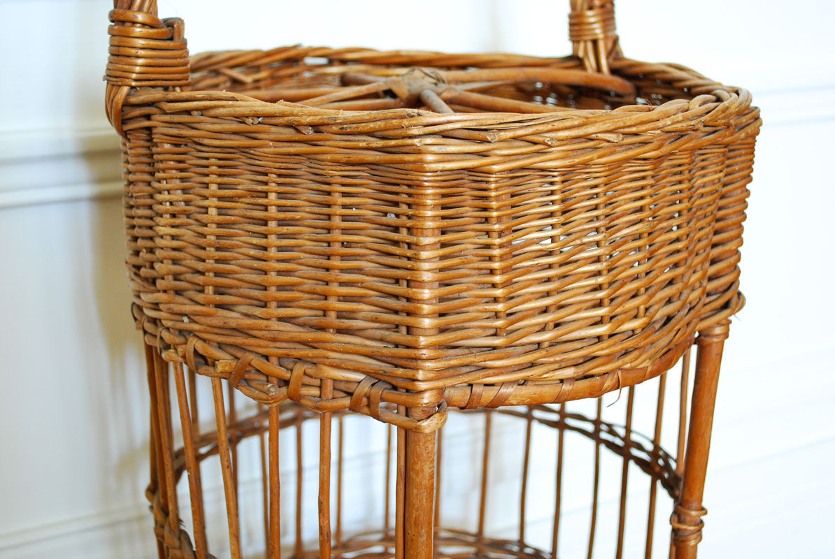 Wicker bottle rack bar basket