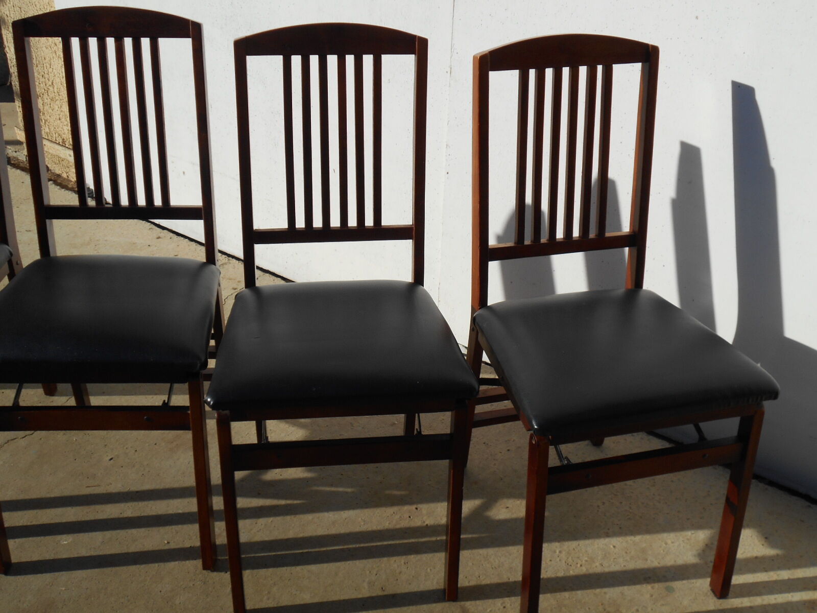 Folding chair in wood and leather, set of 4