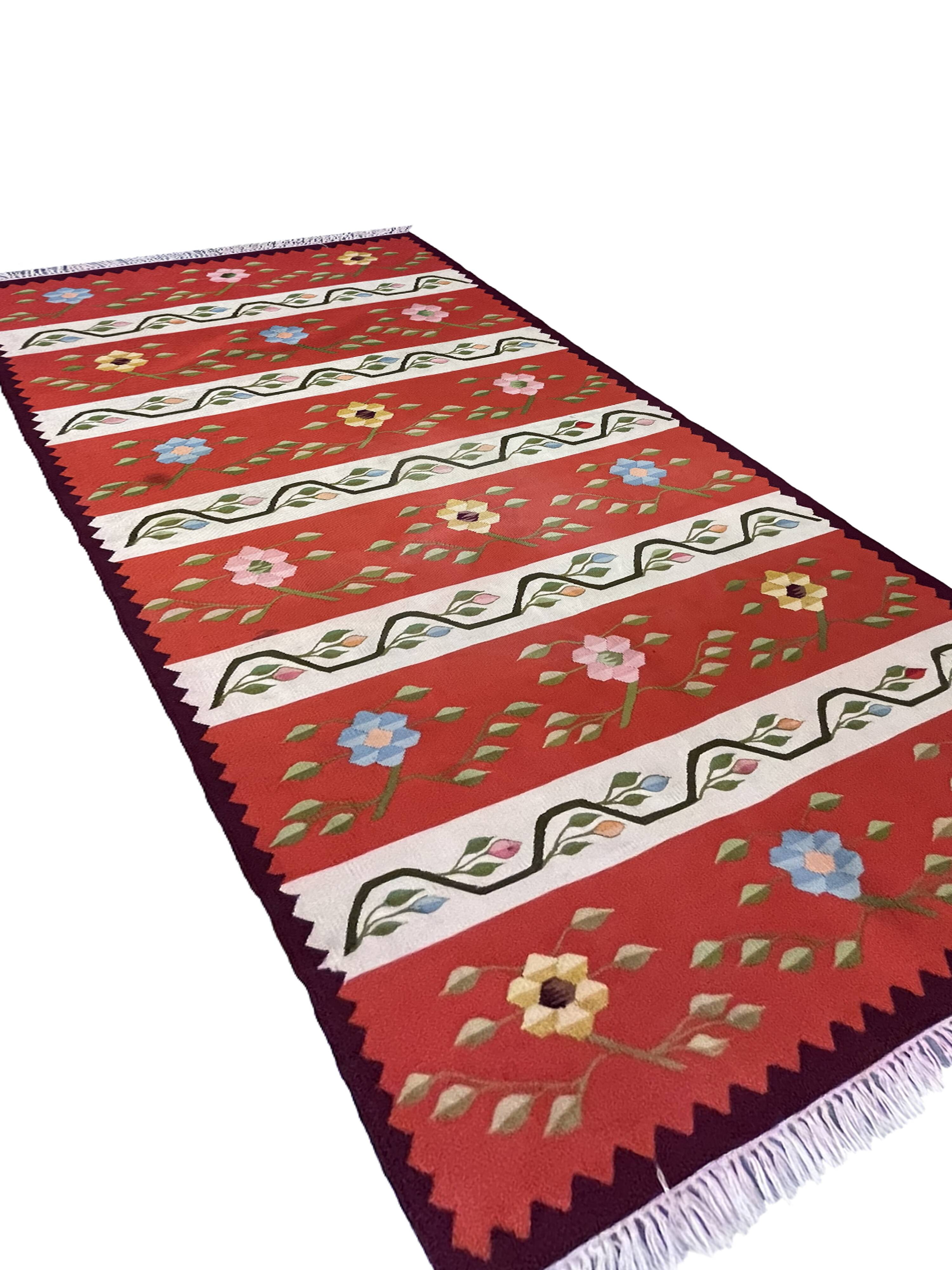 1950s Moldavian Kilim Runner Rug 96 x 200 cm