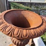 Vase médicis en fonte