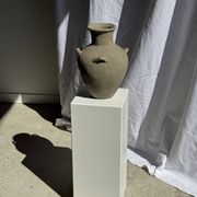Vase à 4 anses en terre cuite grise, Indonésie