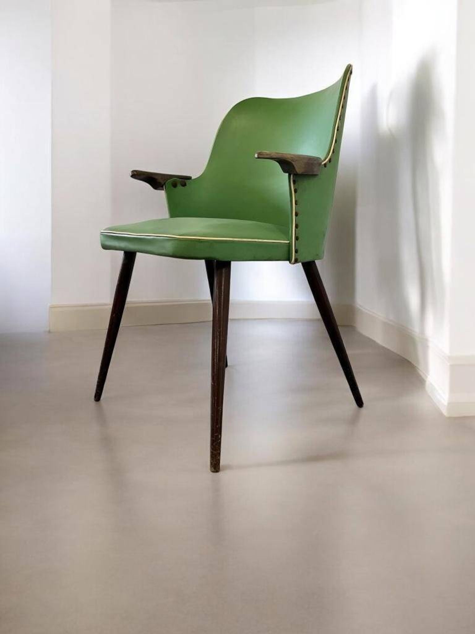 Vintage green rockabilly chair