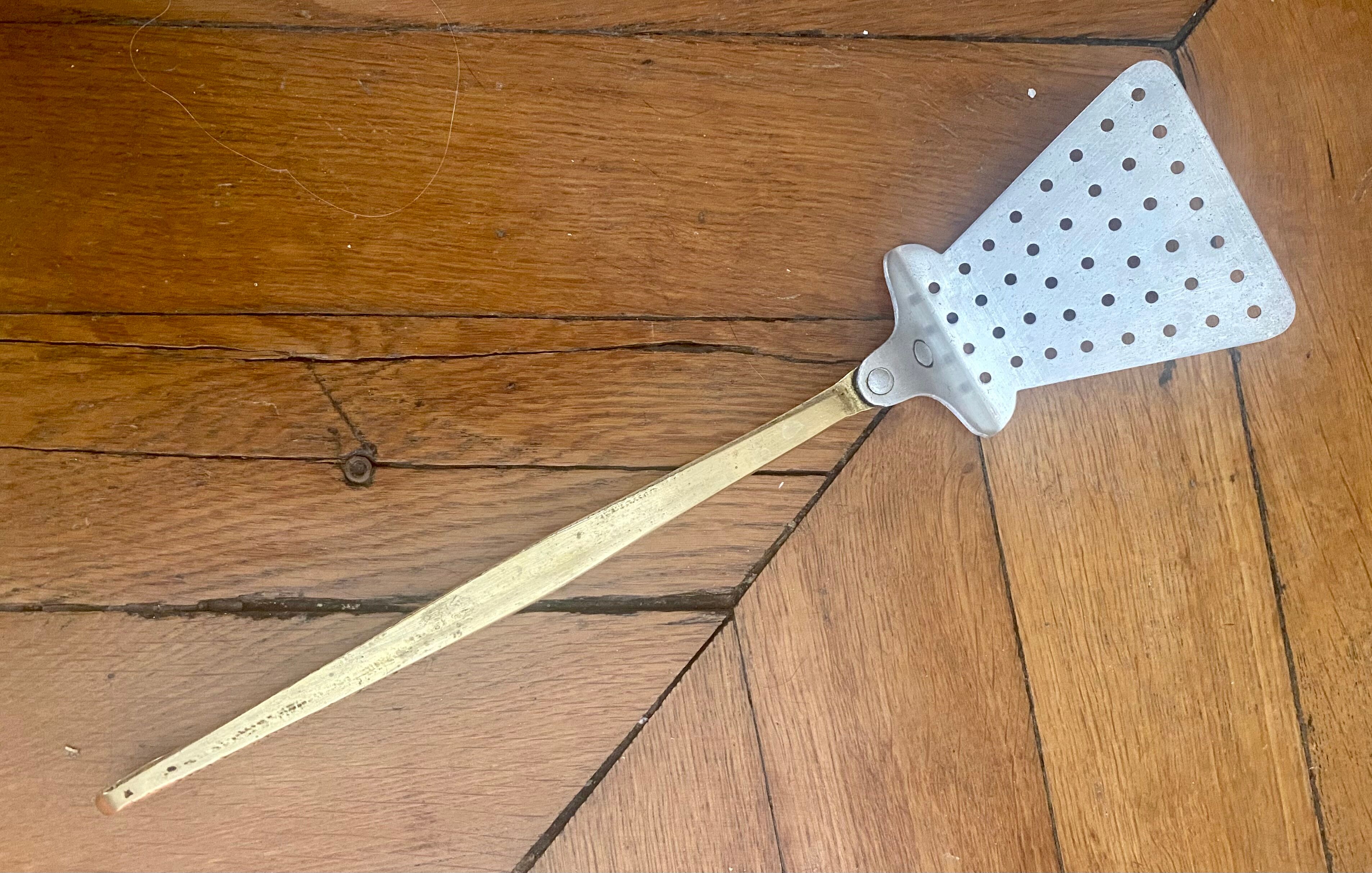 Sicilian aluminum and brass skimmer shovel