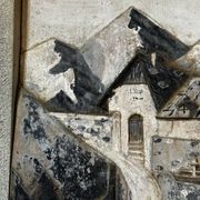 Tableau alpin en bois sculpté et peint