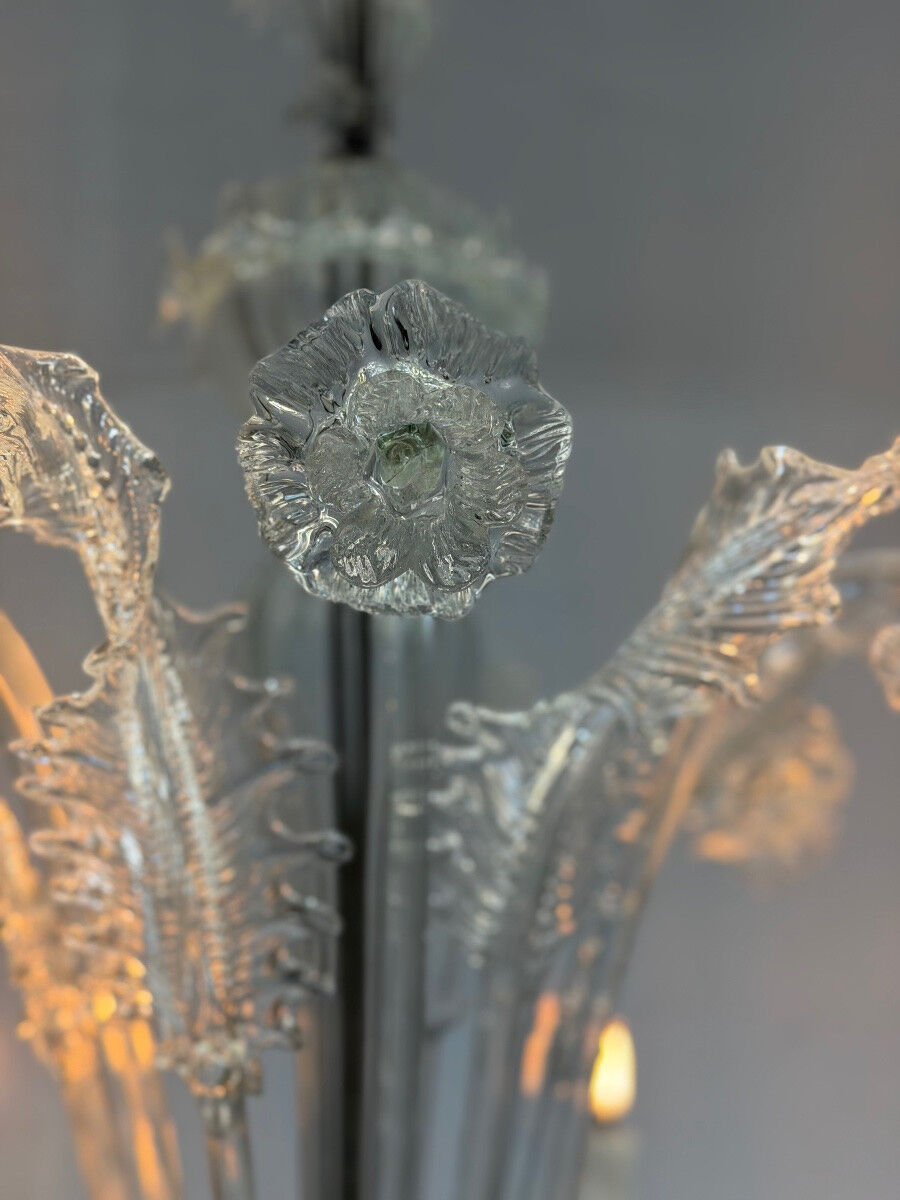 Venetian chandelier in Murano glass, 6 light arms, new electrification, circa 1930.