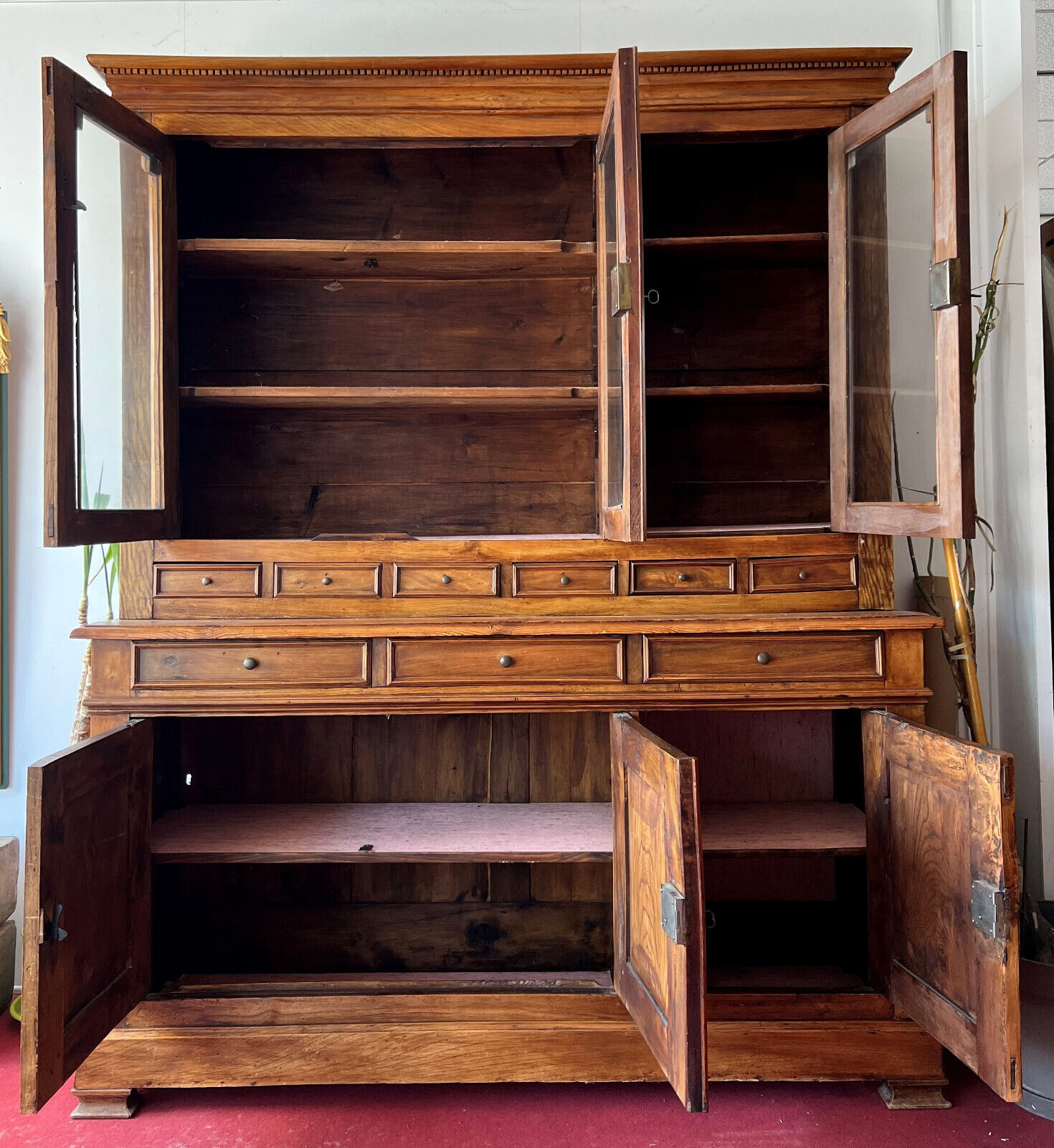 Louis Philippe era library in ash around 1830