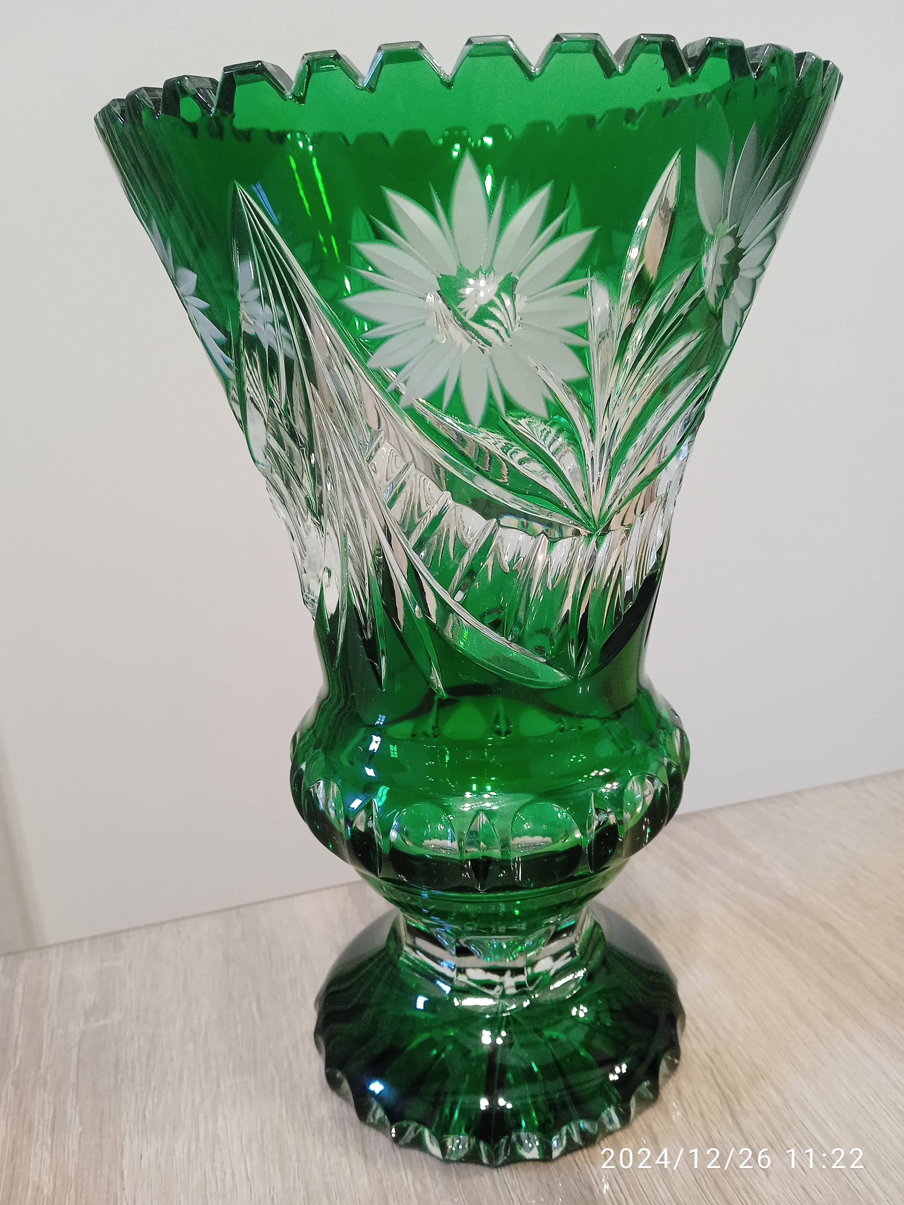 Schonborner Bleikristal crystal vase in perfect condition