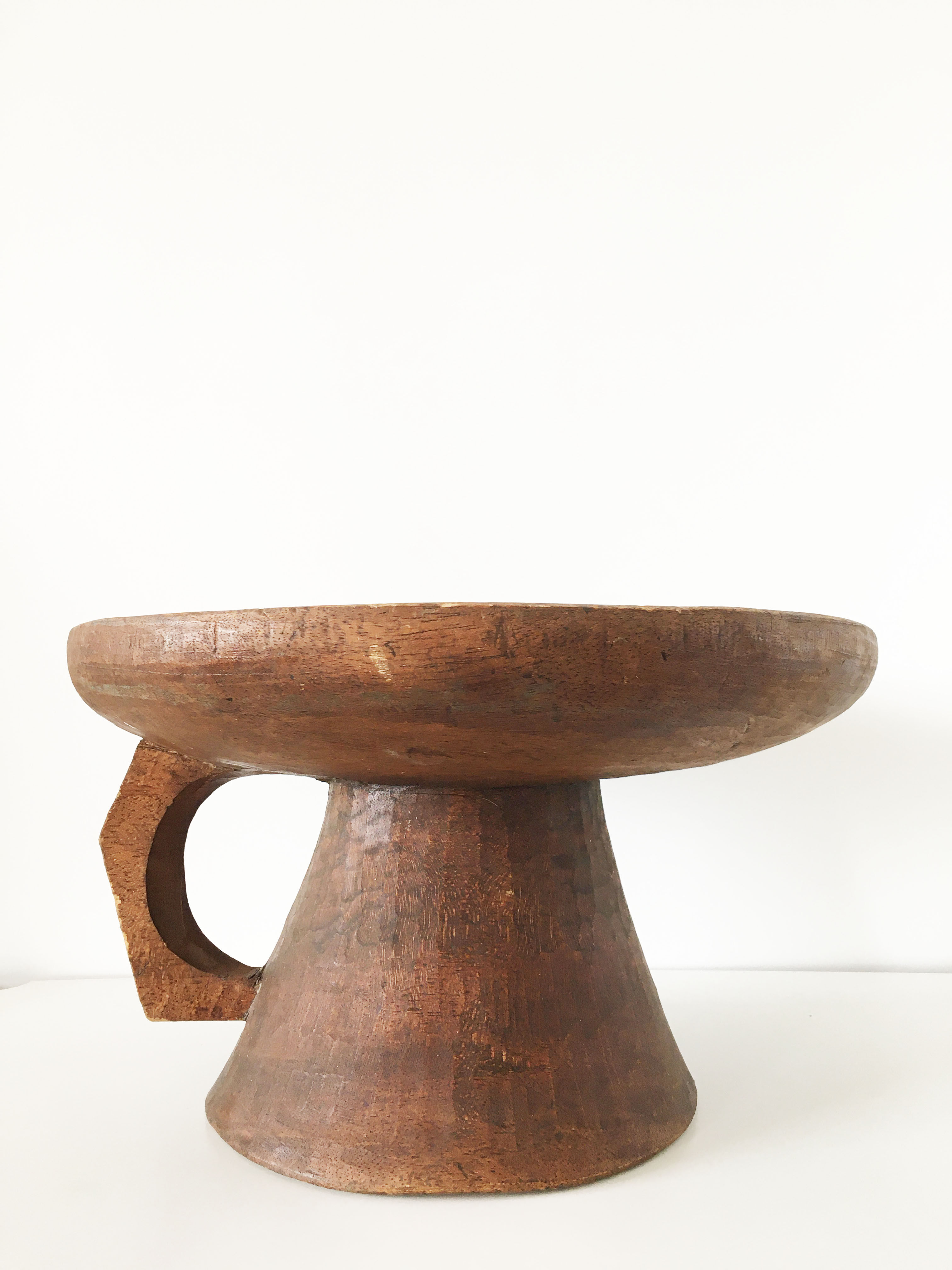 Brutalist cup in solid wood
