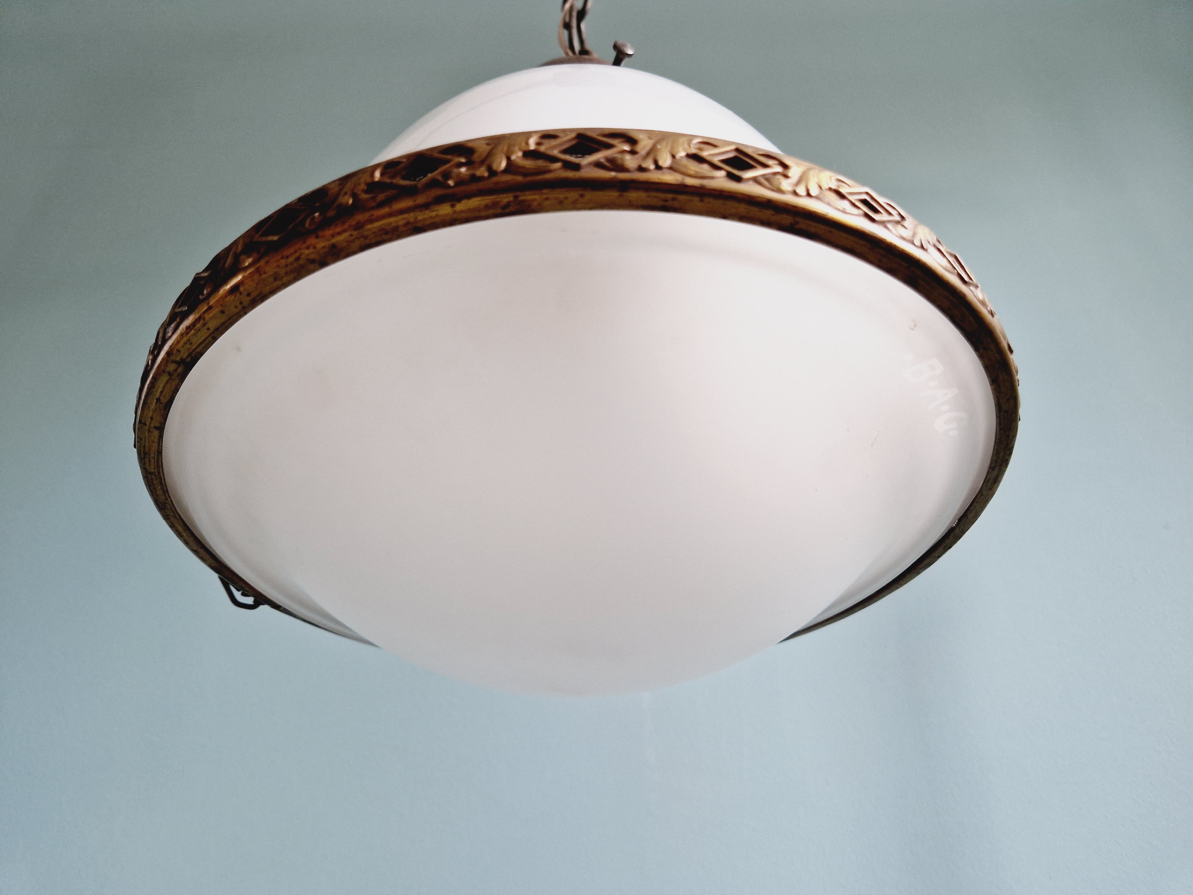 Paire de suspensions Art Déco, B.A.G, années 1920-30