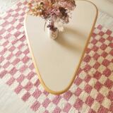 Pink and white Beni Ouarain checkered Berber rug in wool