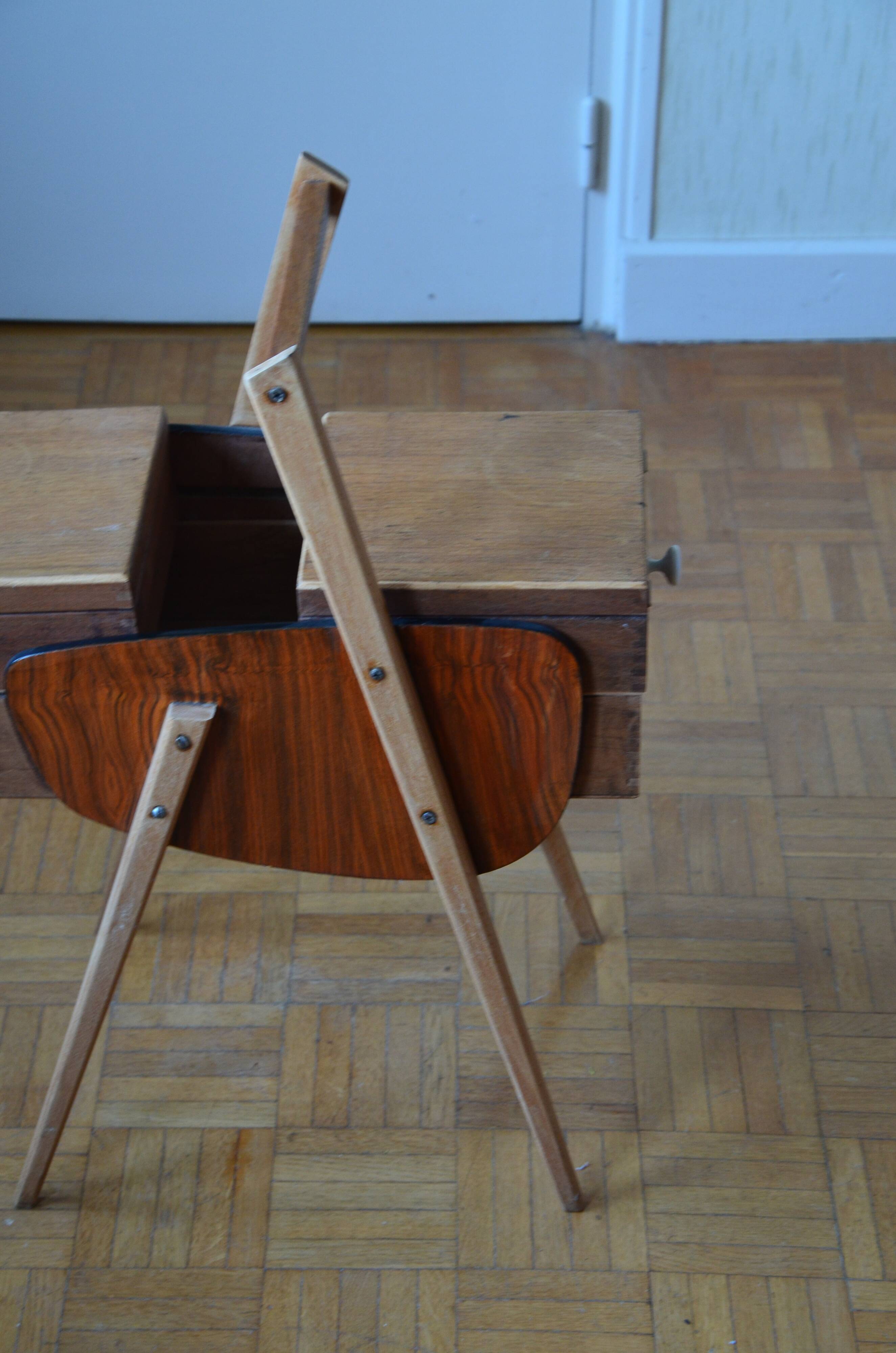 Vintage sewing bakset years 60