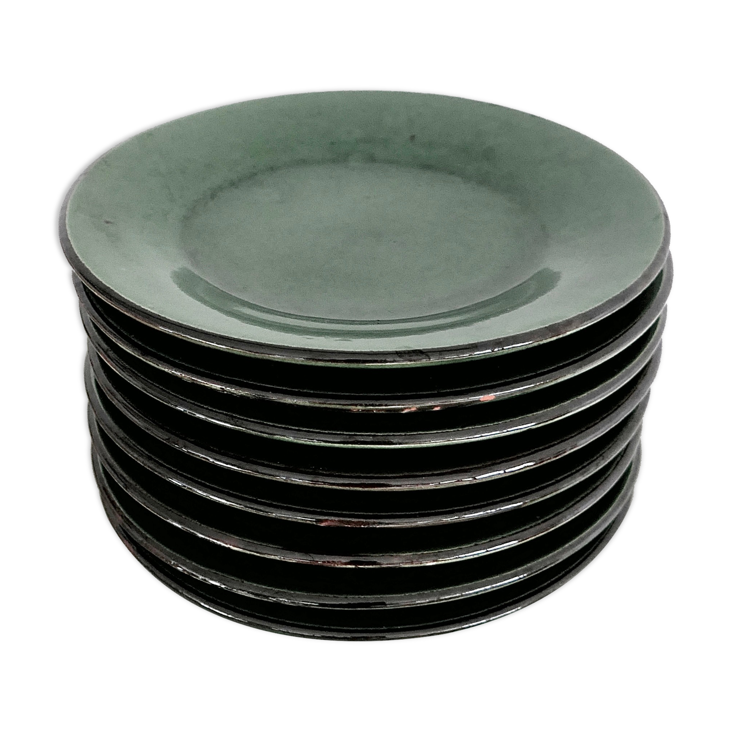 Lot 8 stoneware dessert plates