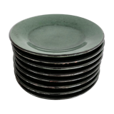 Lot 8 stoneware dessert plates