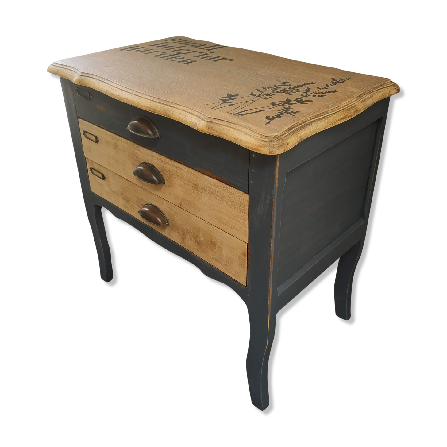 Vintage sewing baskte