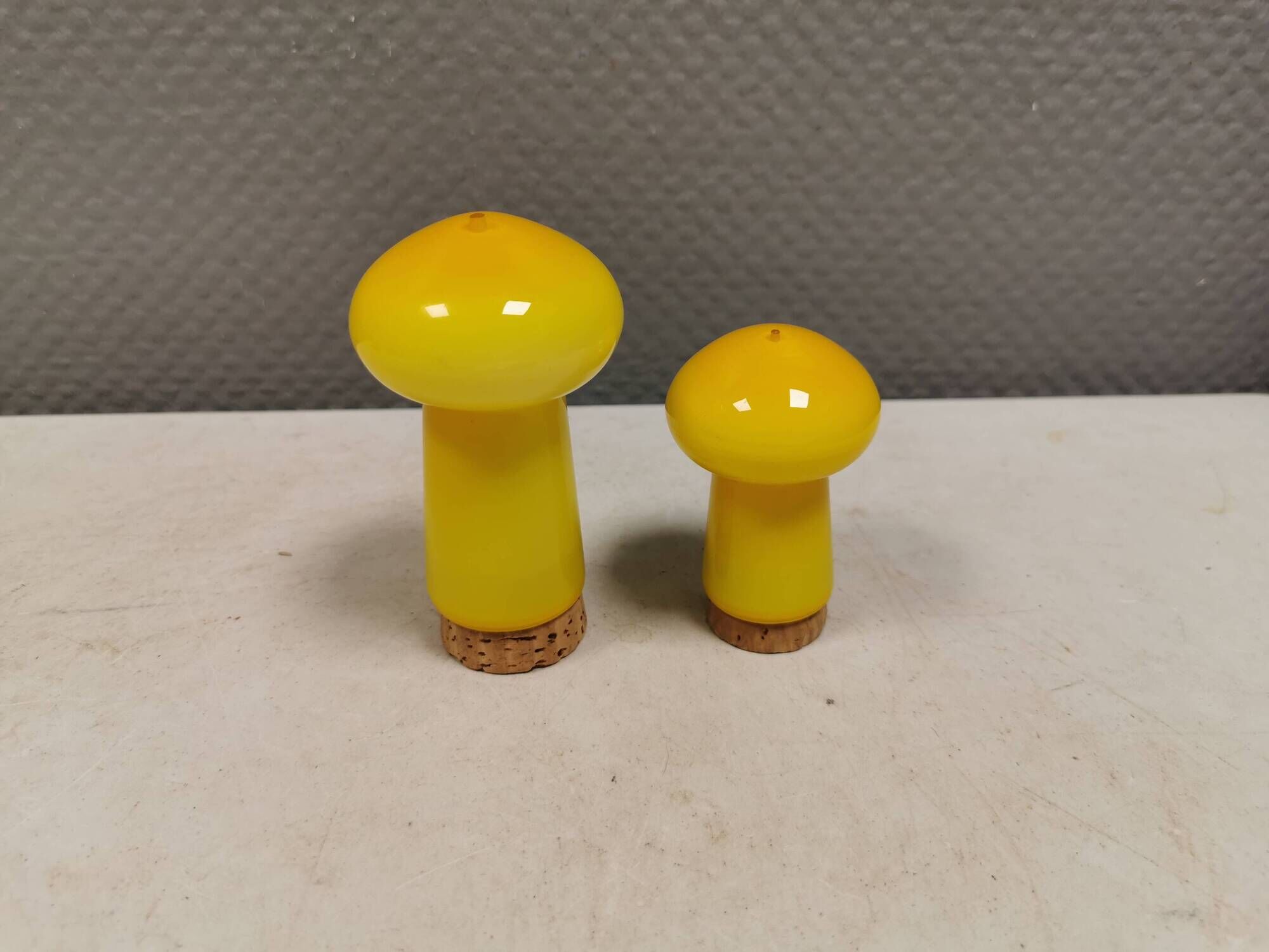 Two Holmegaard ‘Palet’ salt and pepper shakers. Michael Bang, yellow 1960s