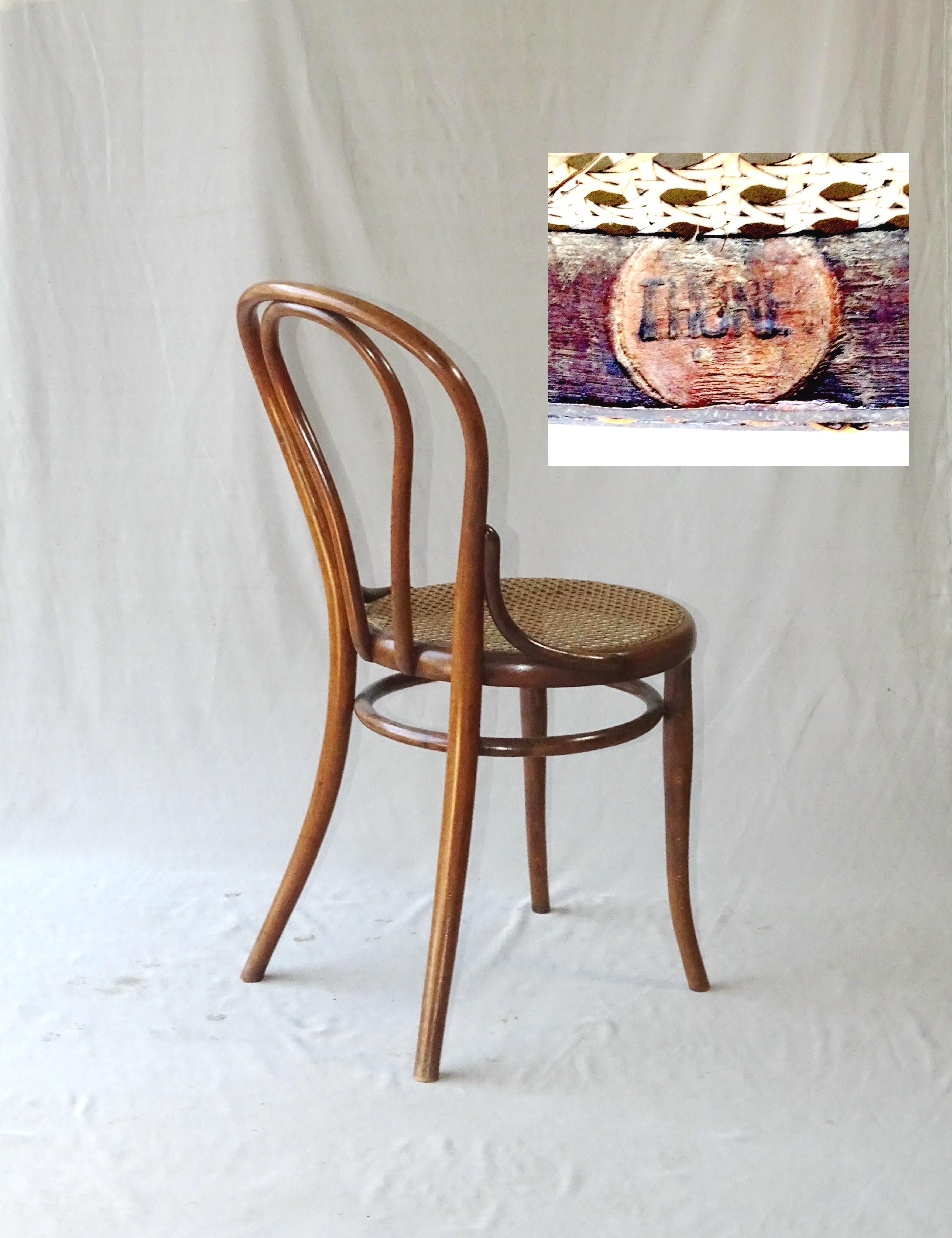 Wooden-curved chair of THONET N°18 around 1885 original condition