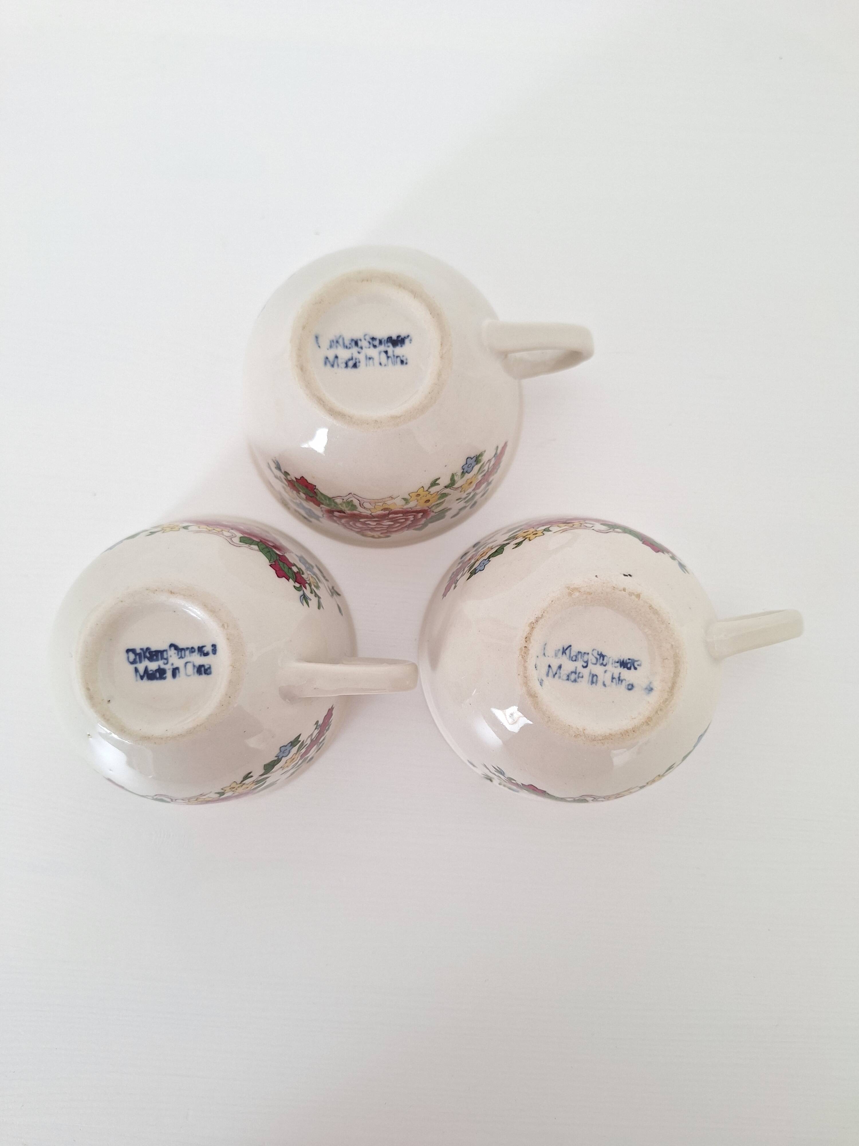 Chi Kiang Stoneware vintage flower mugs