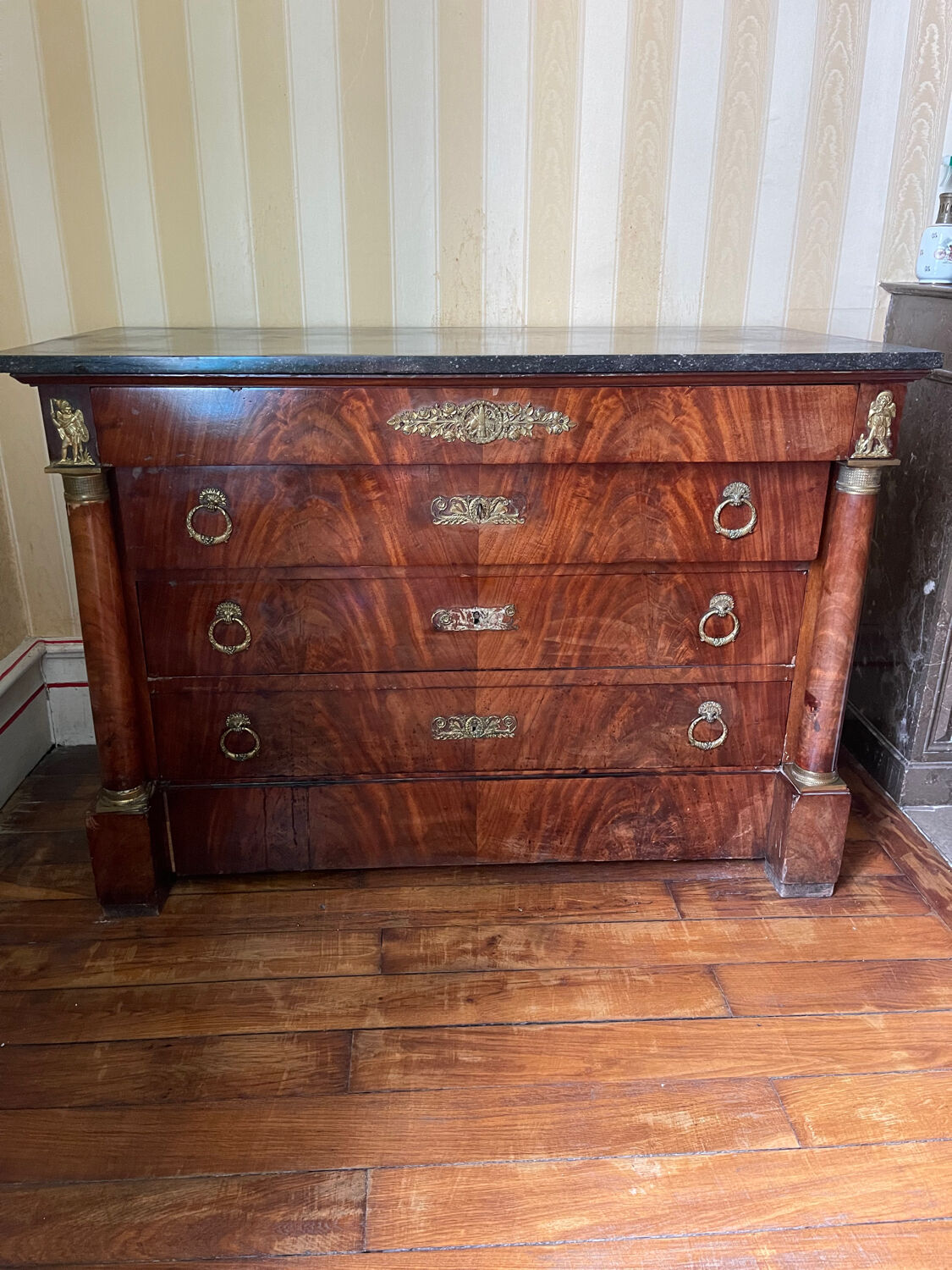 Commode empire avec bronze